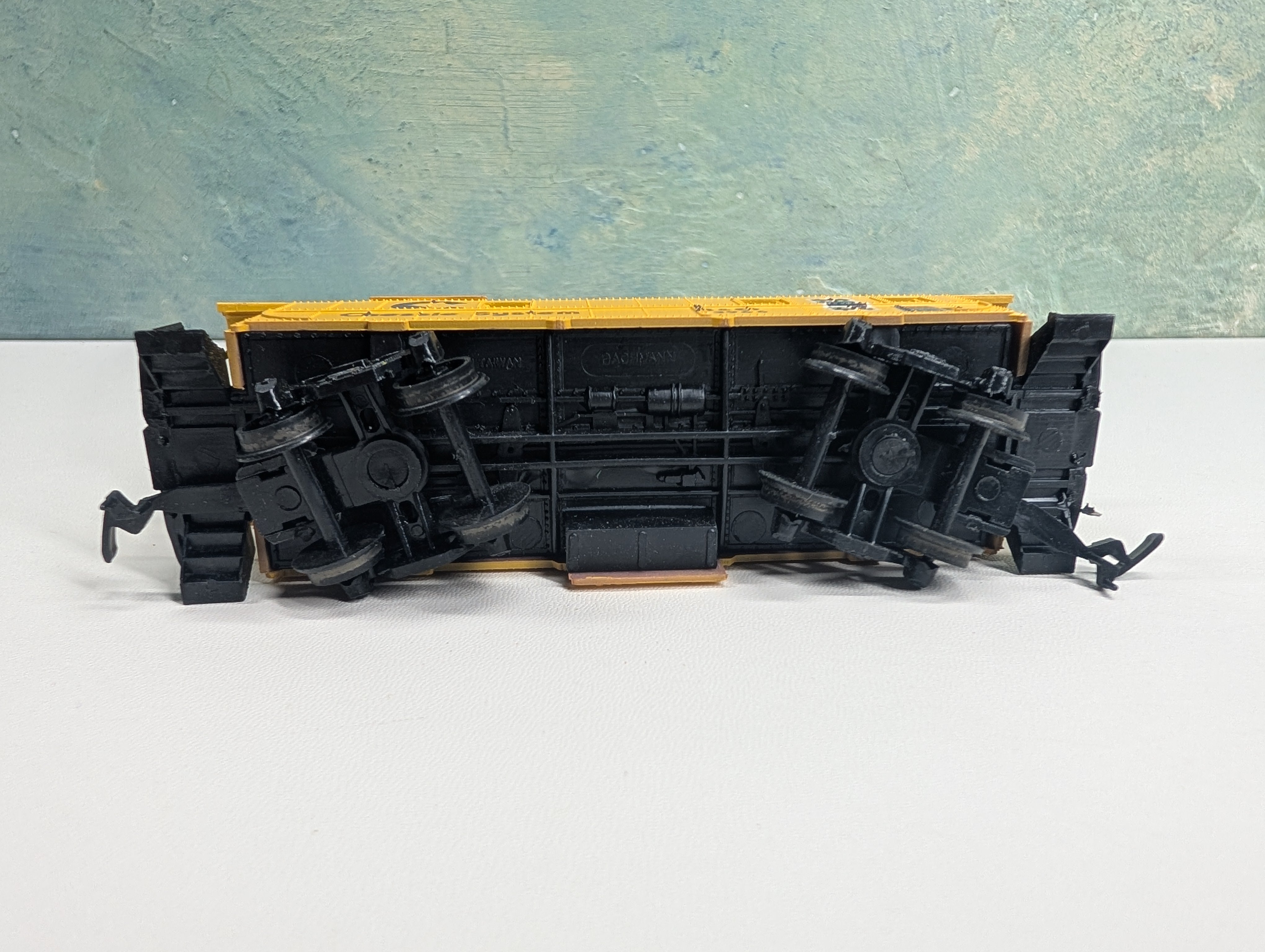 USED Bachmann HO Scale Caboose Chessie System B&O #C-3966