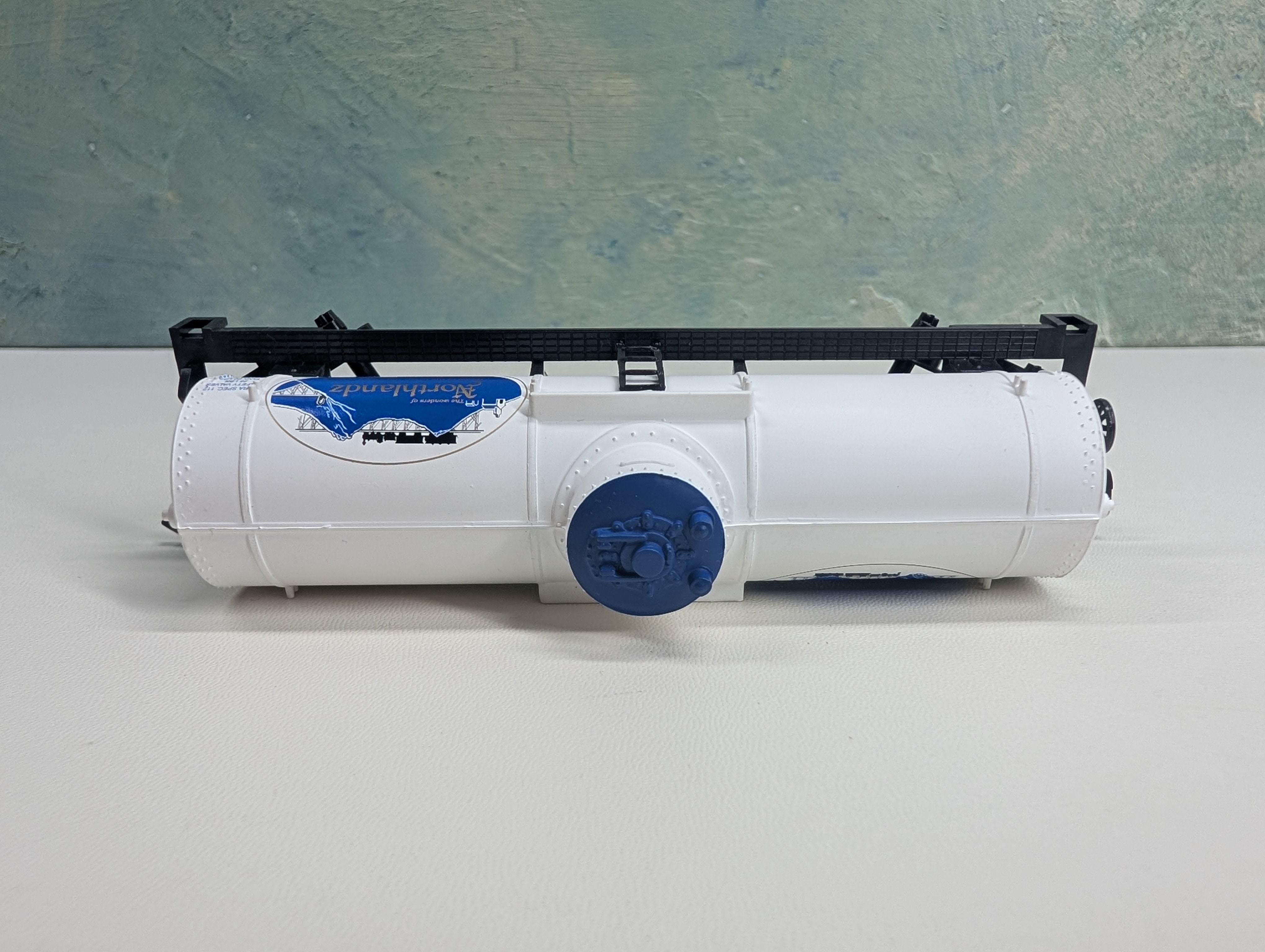 USED Life-Like HO Scale Single Dome Tank Car Northlandz