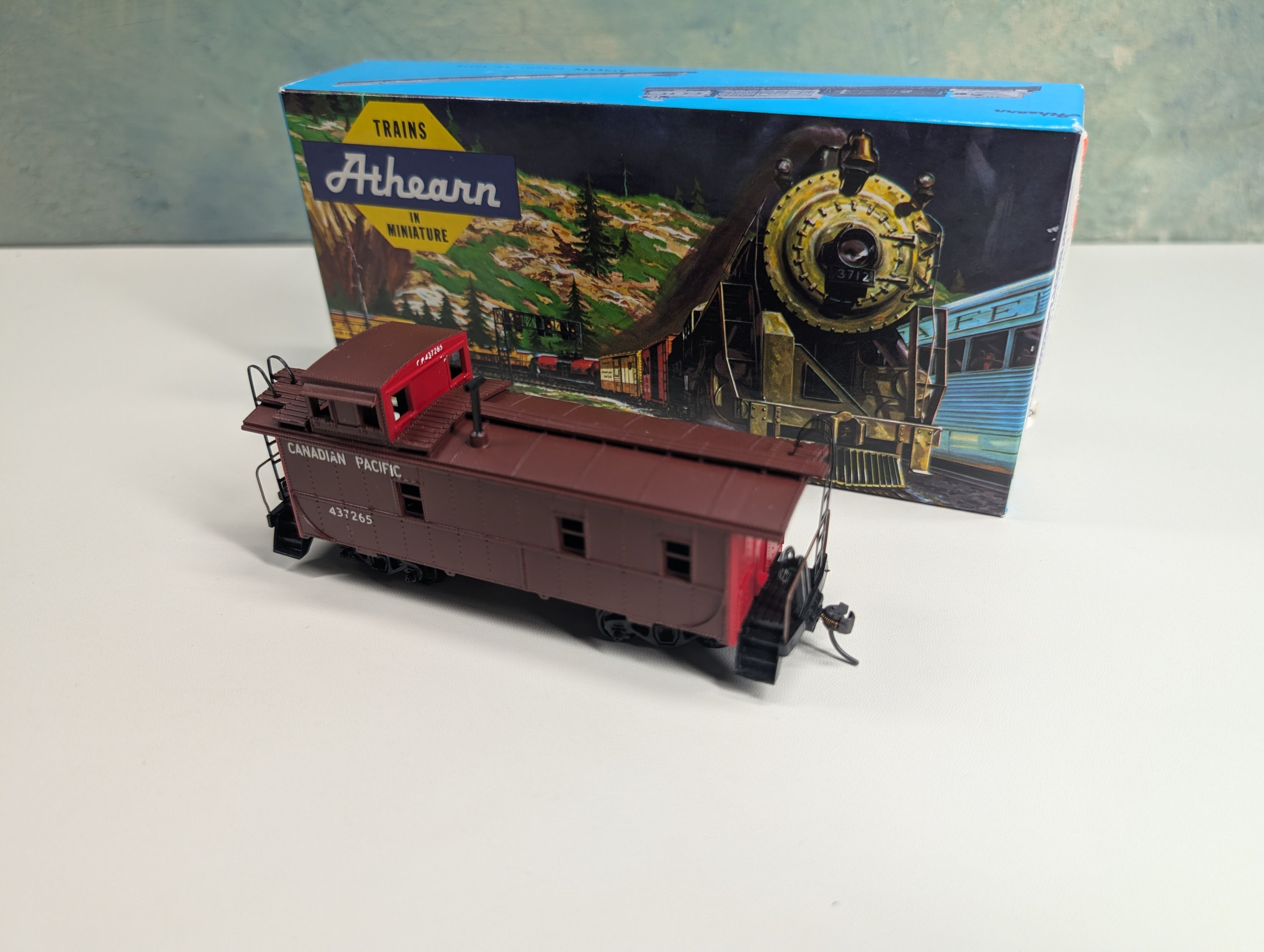 USED Athearn HO Scale Caboose Canadian Pacific #437265 Cooper, Oshtemo Loco Custom