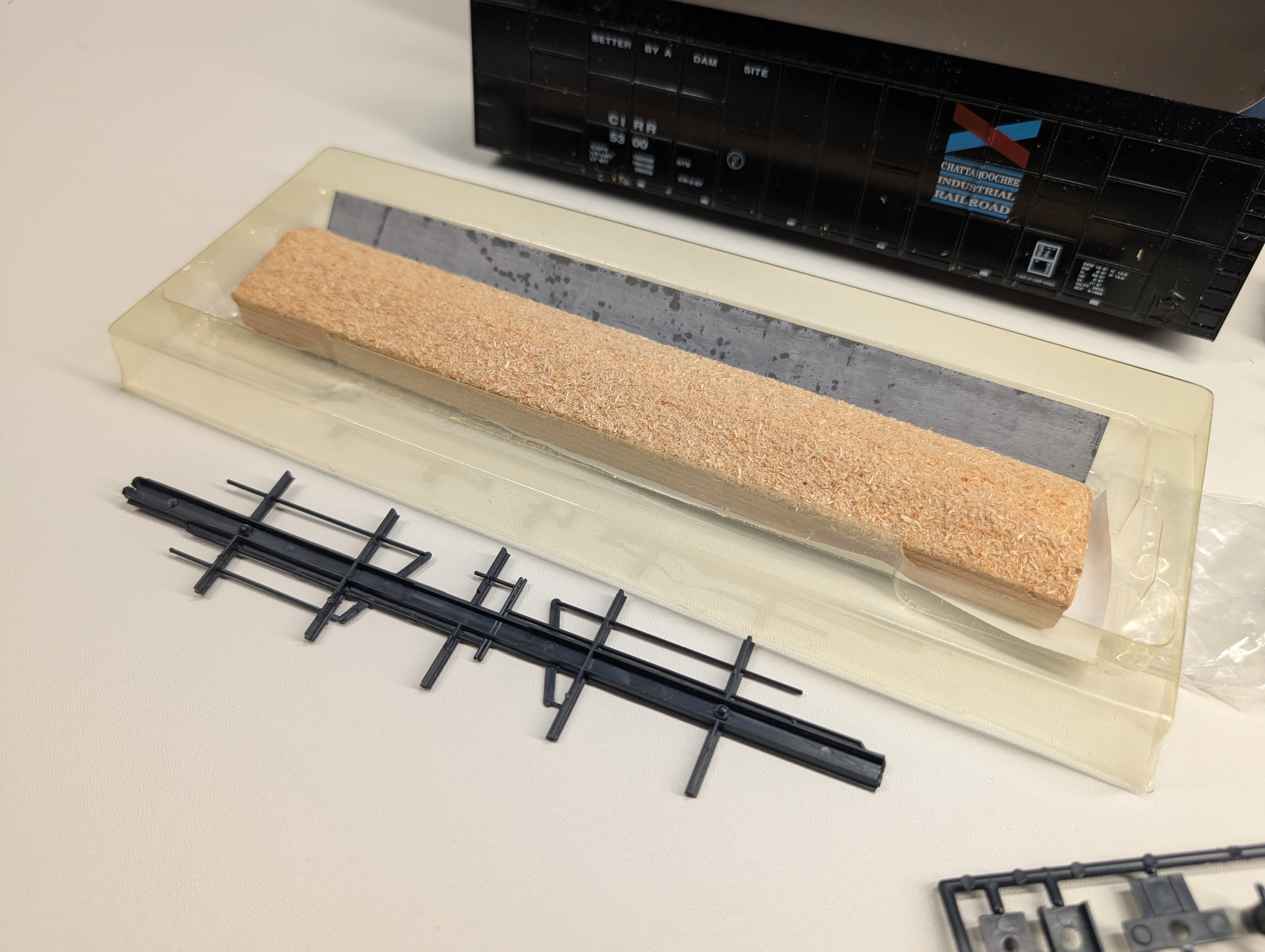 USED E&C SHOPS HO Scale 62' Woodchip Gondola Ribbed Side Chattahoochee Industrial CIRR #5300 KIT