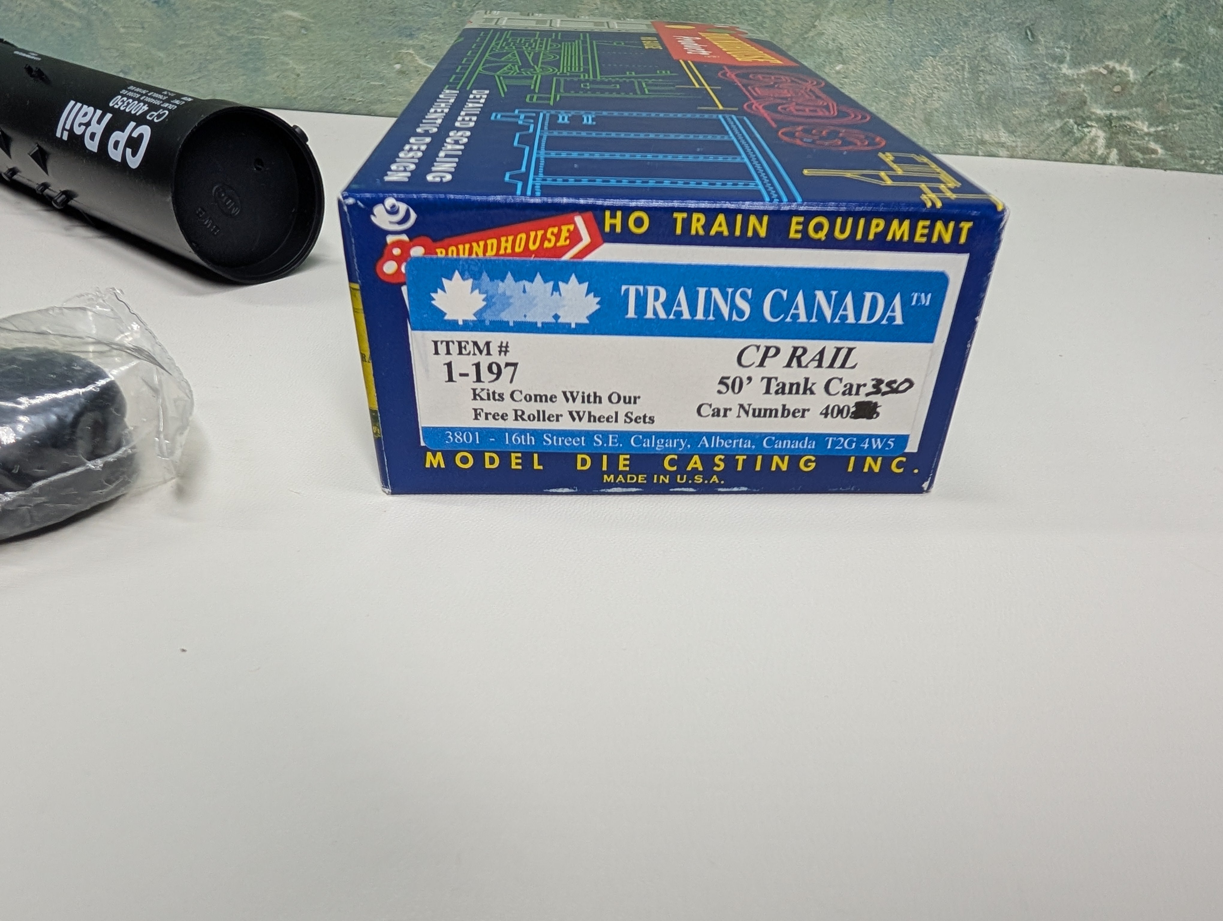 USED Roundhouse HO Scale 50' Tank Car CP Rail #400350 Trains Canada Custom KIT