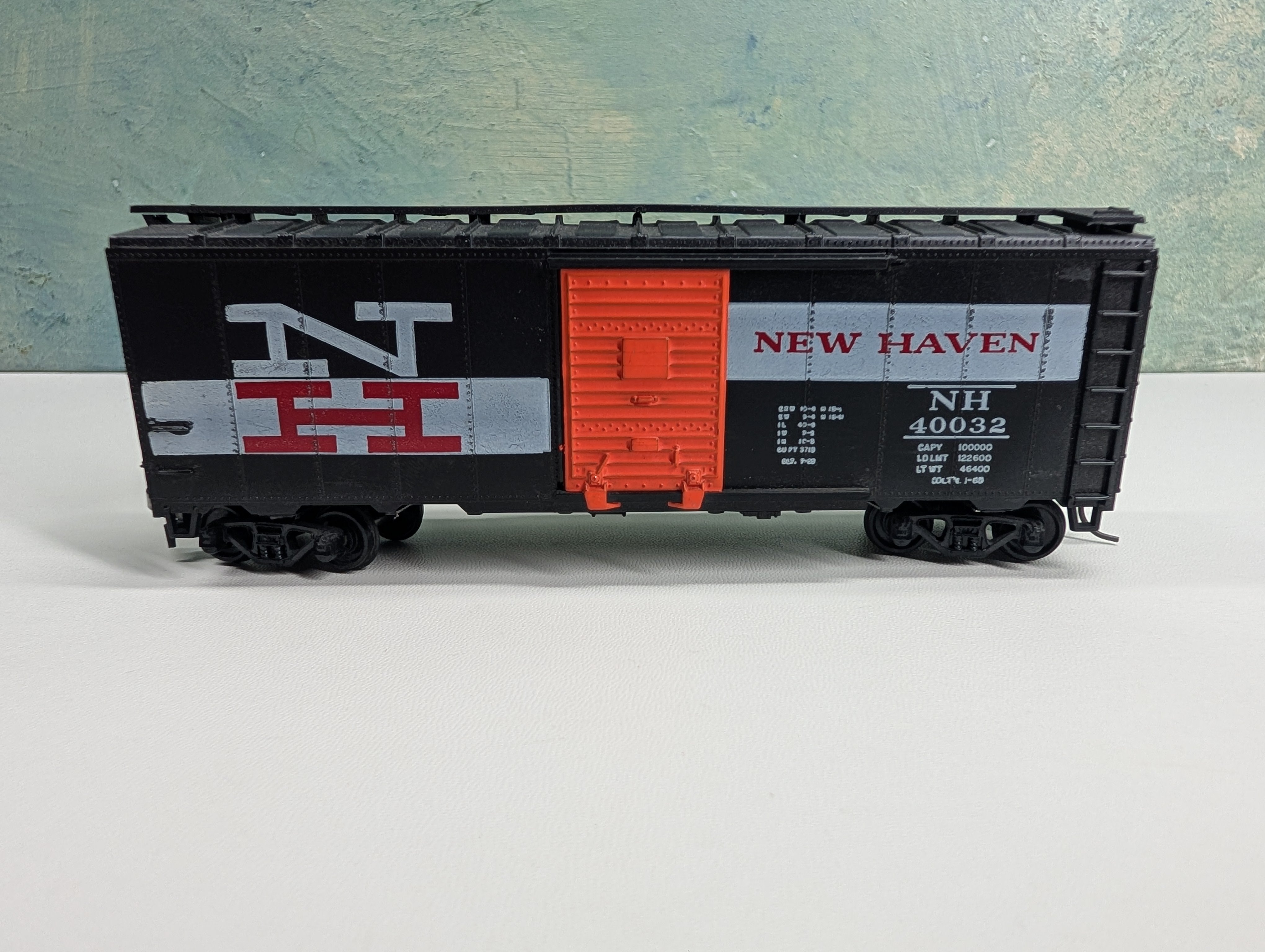 USED Athearn HO Scale 40' Box Car New Haven NH #40032