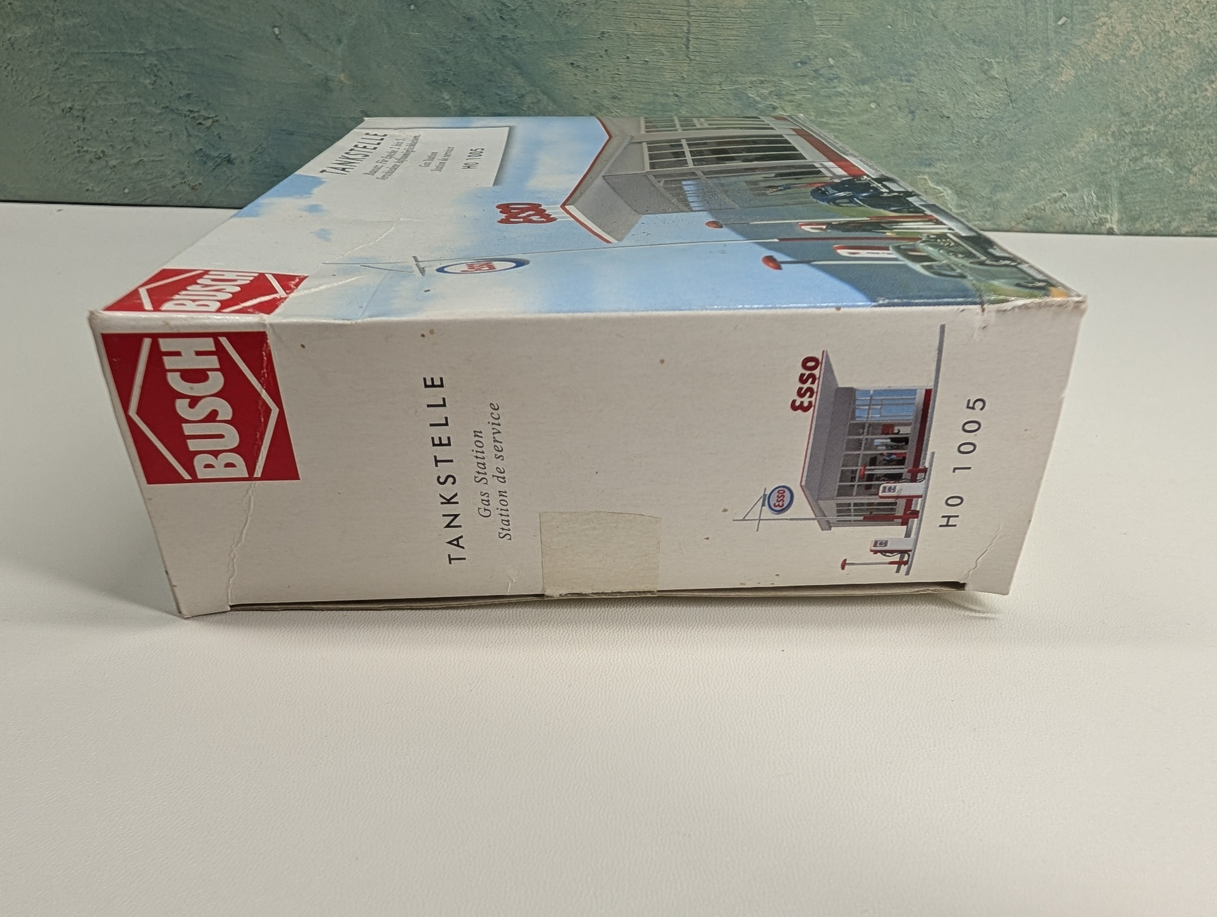 Busch 1005 HO Scale Esso Gas Station Building KIT