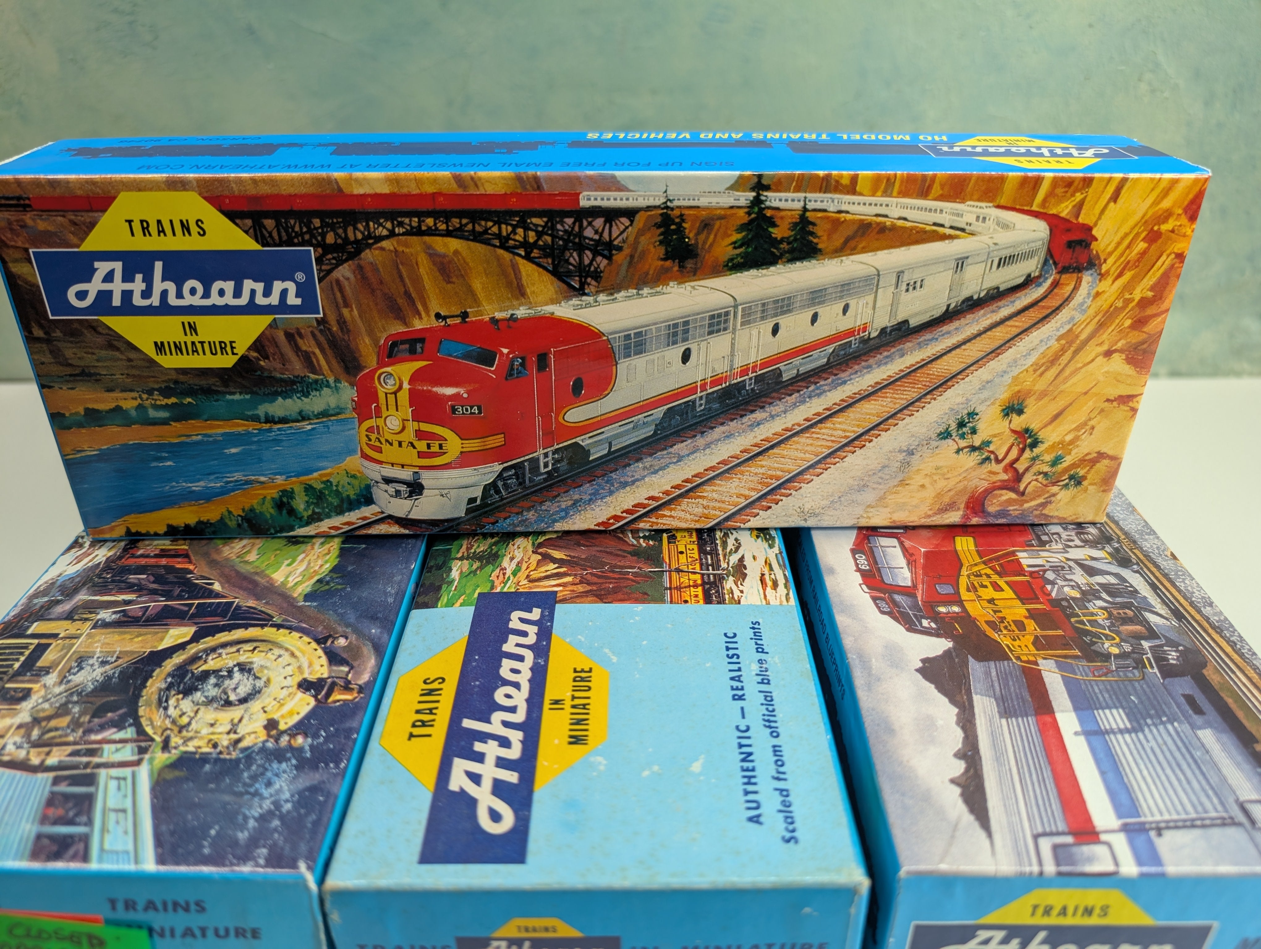 USED Athearn HO Scale Lot of Empty Long Train Boxes for Storage (7 pcs)