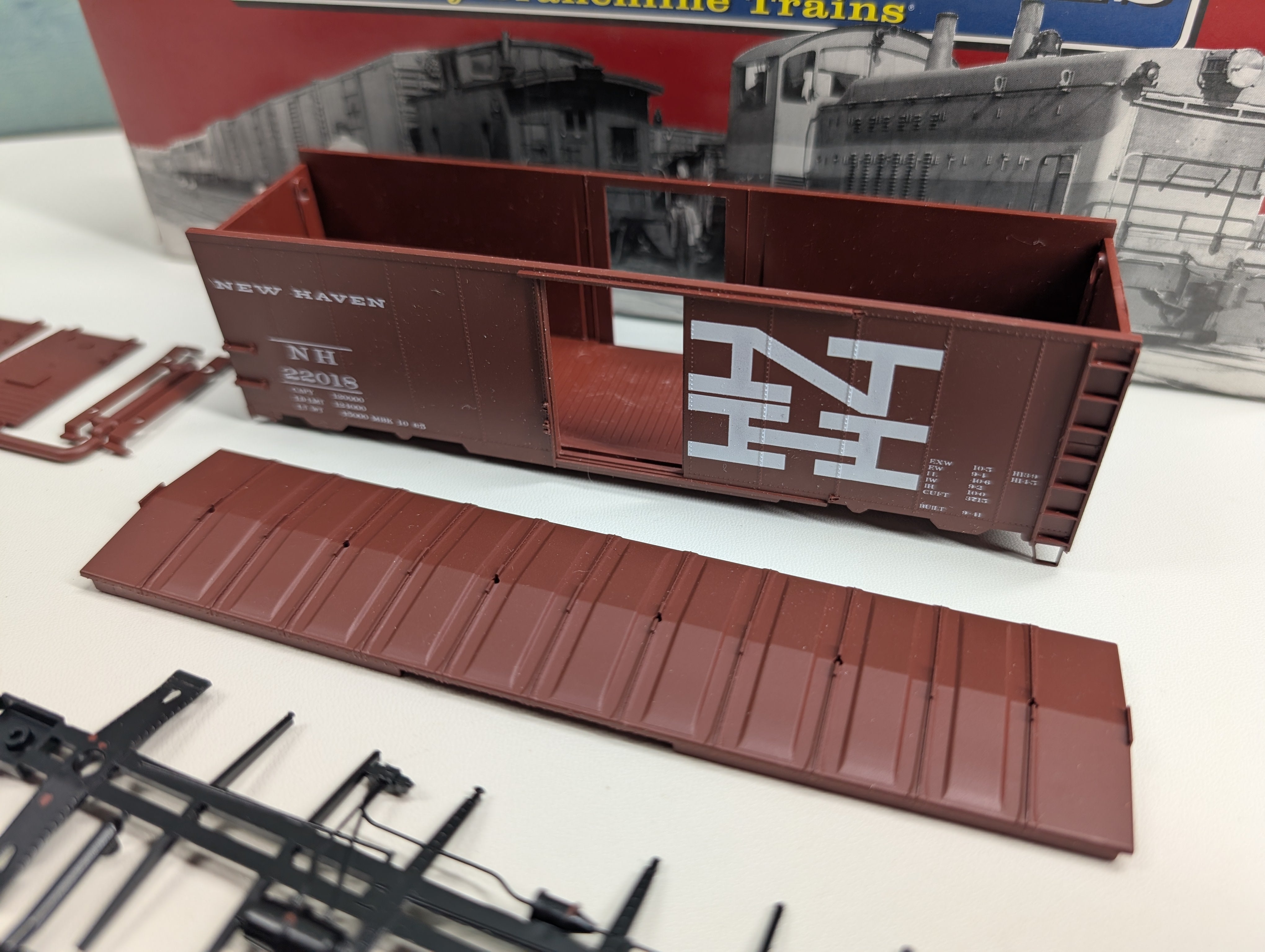 USED Branchline 9024 HO Scale 40' AAR Box Car New Haven NH #22018 Yardmaster Series KIT