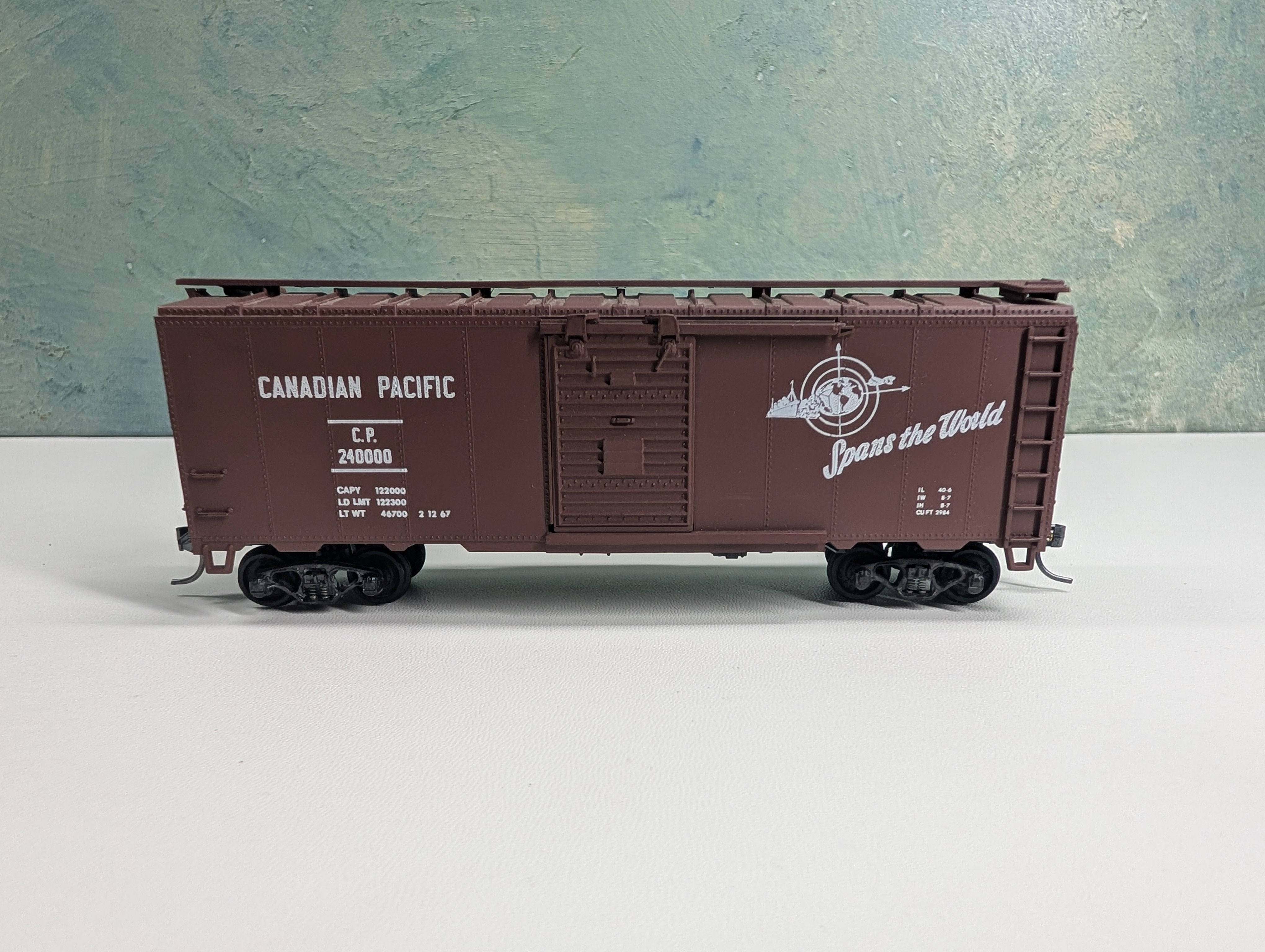 USED Athearn HO Scale 40' Box Car Canadian Pacific CP #240000