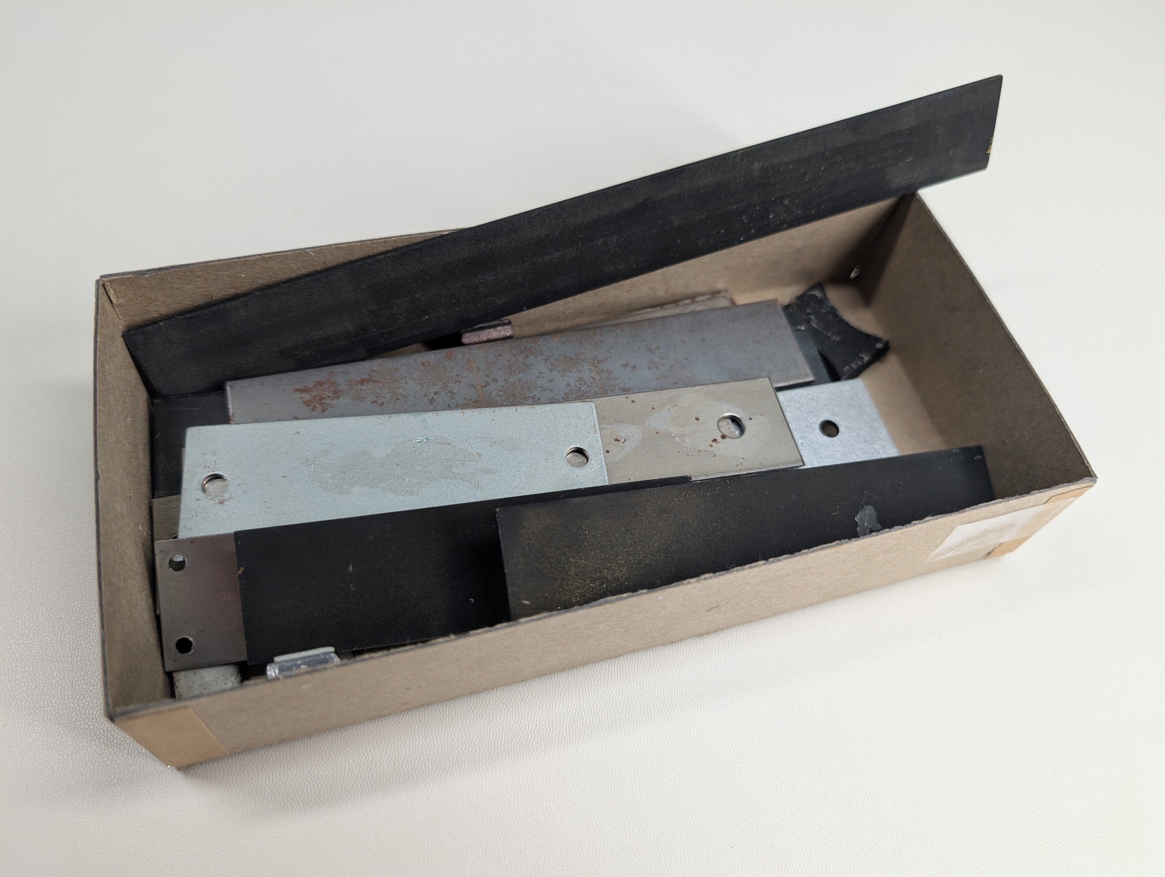 USED HO Scale Lot of Freight Car Weights, Various Types