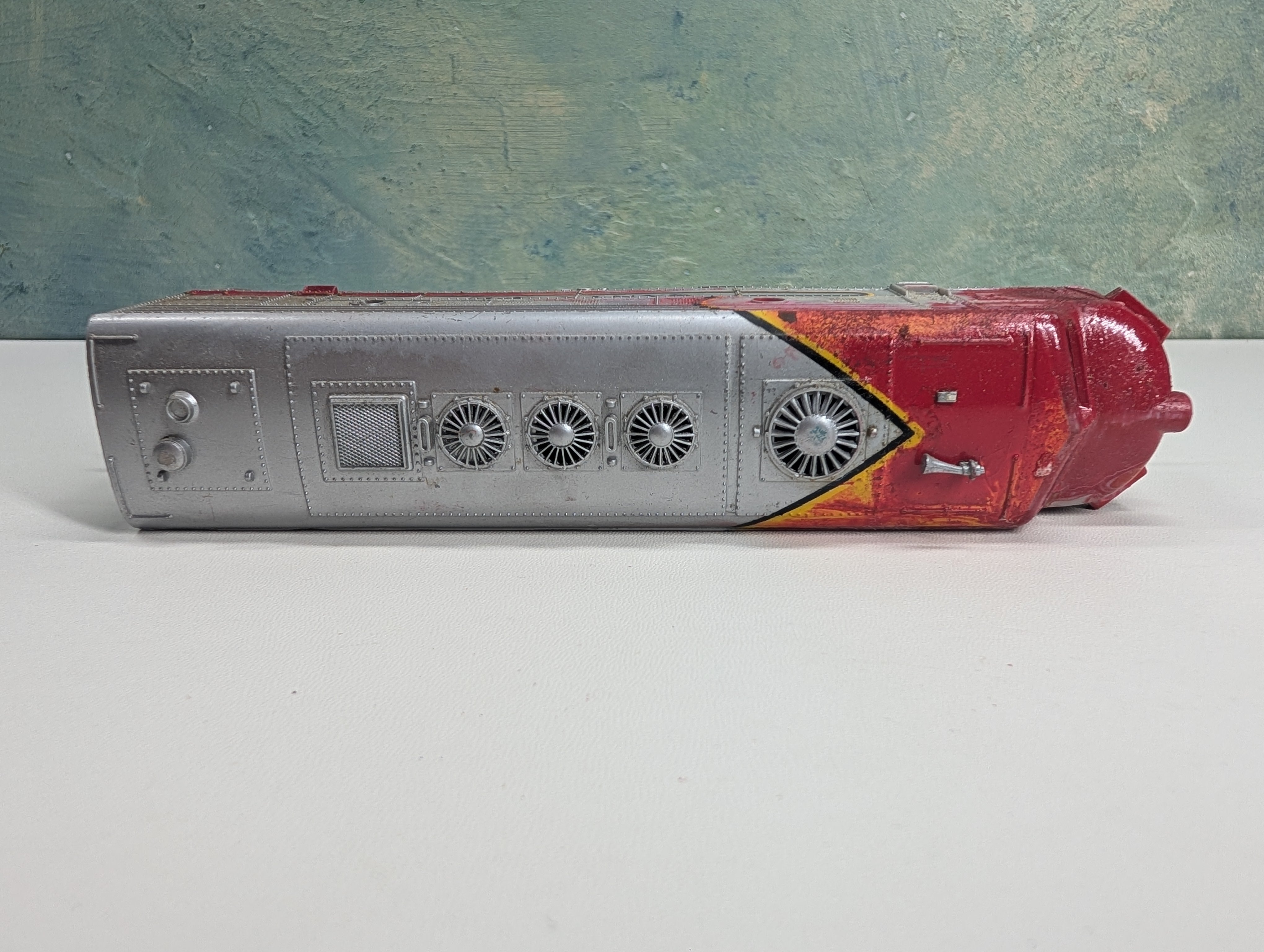 USED Bachmann HO Scale F7-A Diesel Locomotive Santa Fe #307 Weathered, Tested DC