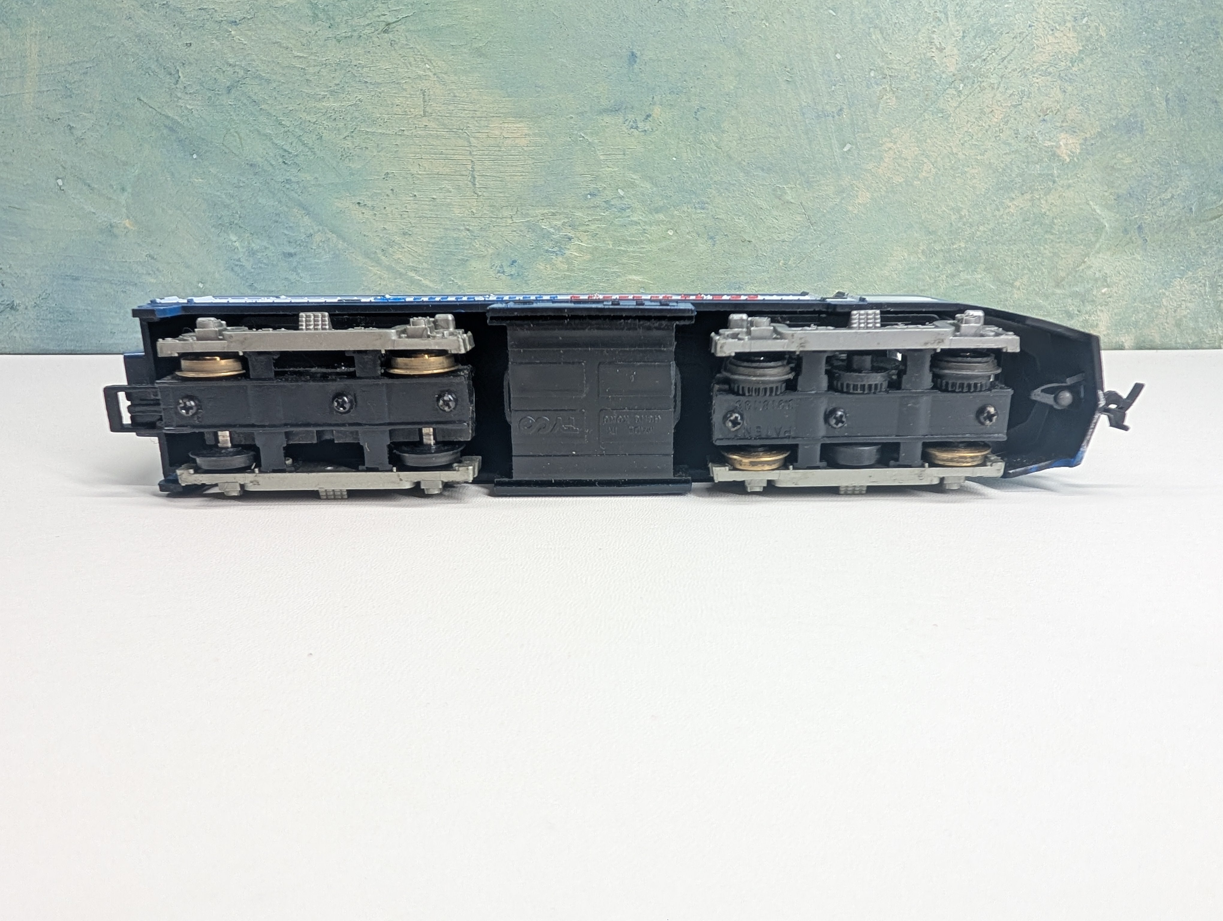 USED Tyco HO Scale Shark Nose Diesel Locomotive Midnight Special #1060 Tested DC