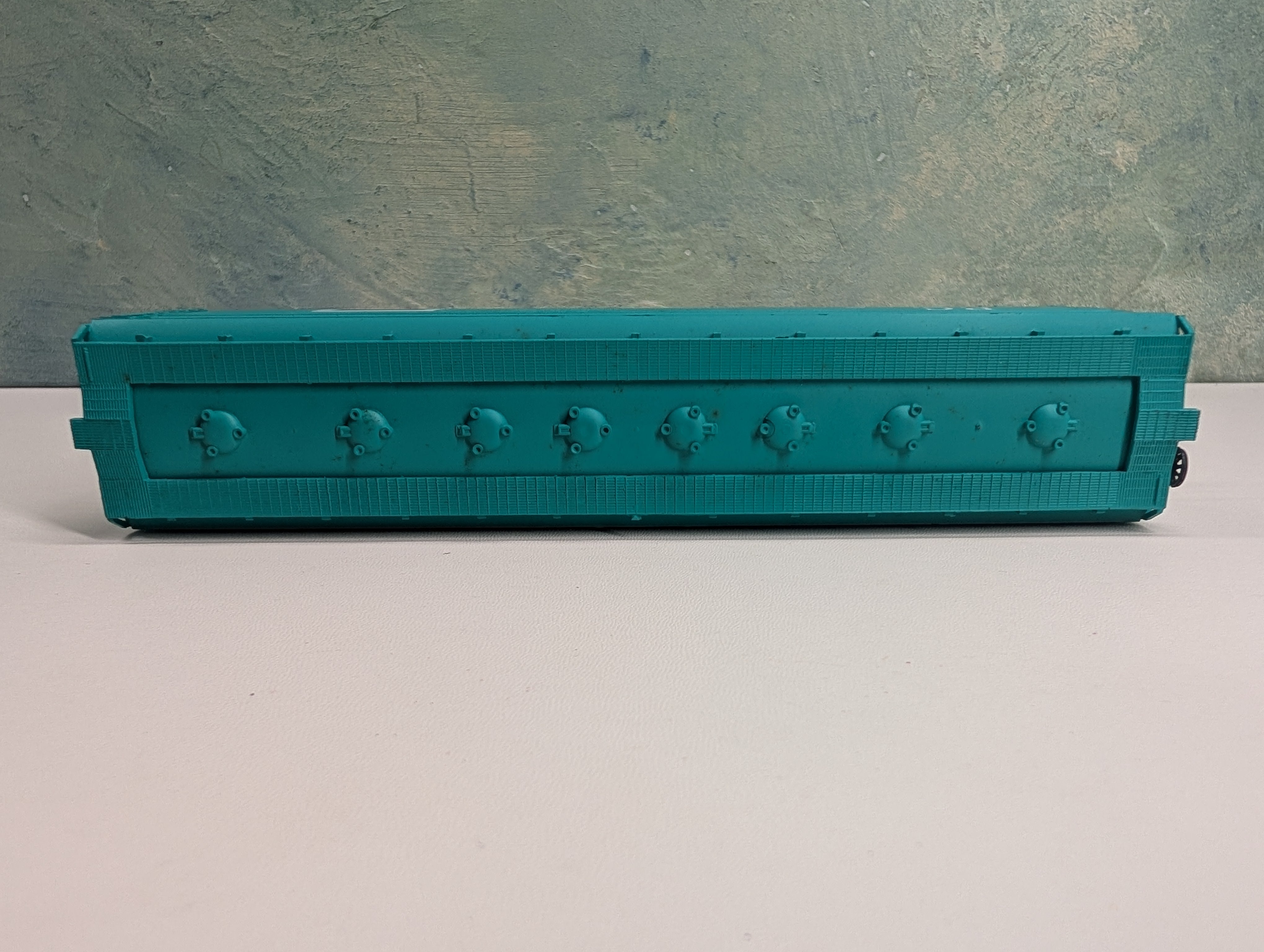 USED AHM HO Scale ACF 4 Bay Covered Hopper Penn Central PC #324350