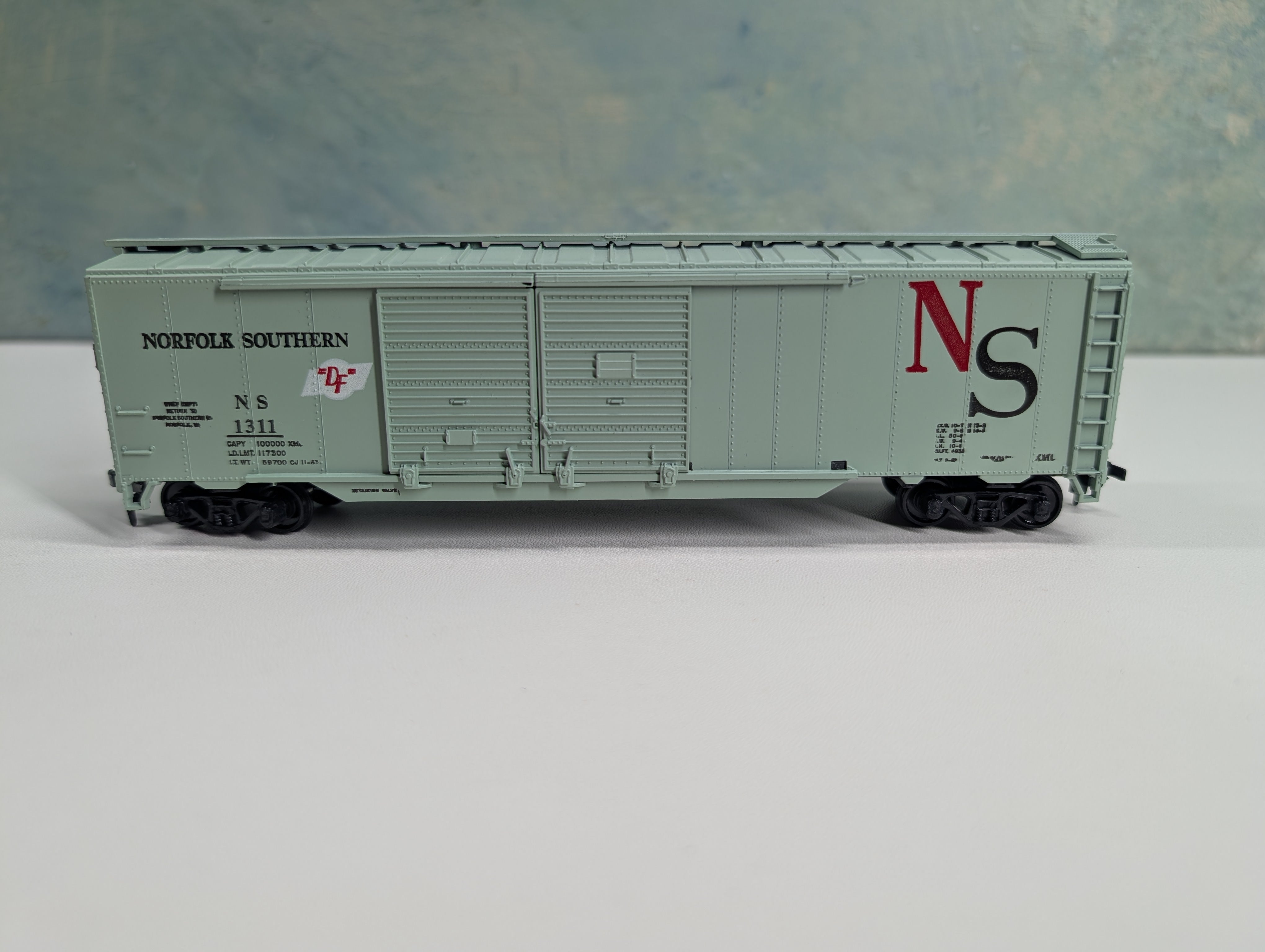 USED Athearn HO Scale 50' DD Box Car Norfolk Southern NS #1311 Shortline