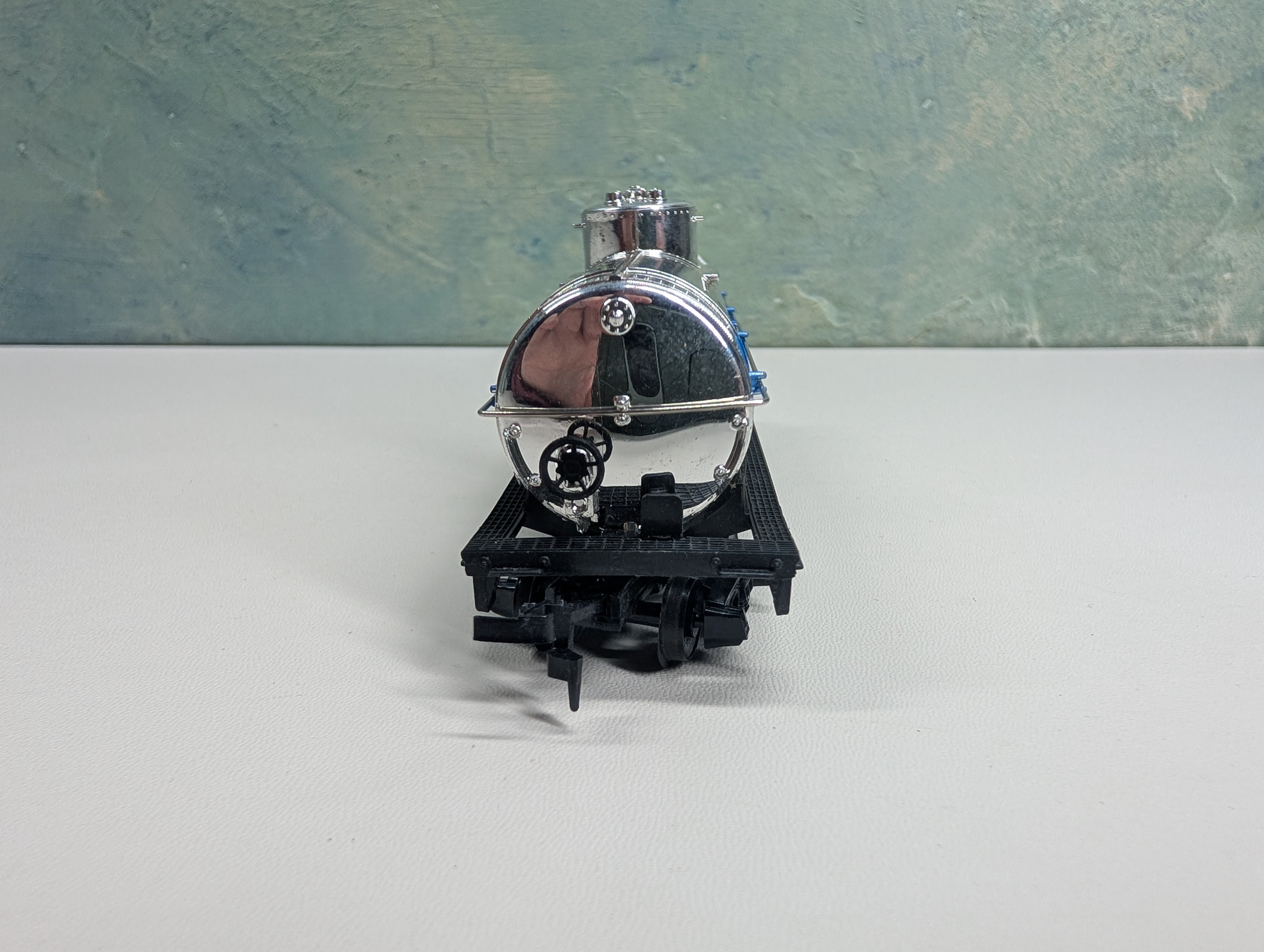 USED Tyco HO Scale Single Dome Tank Car STP