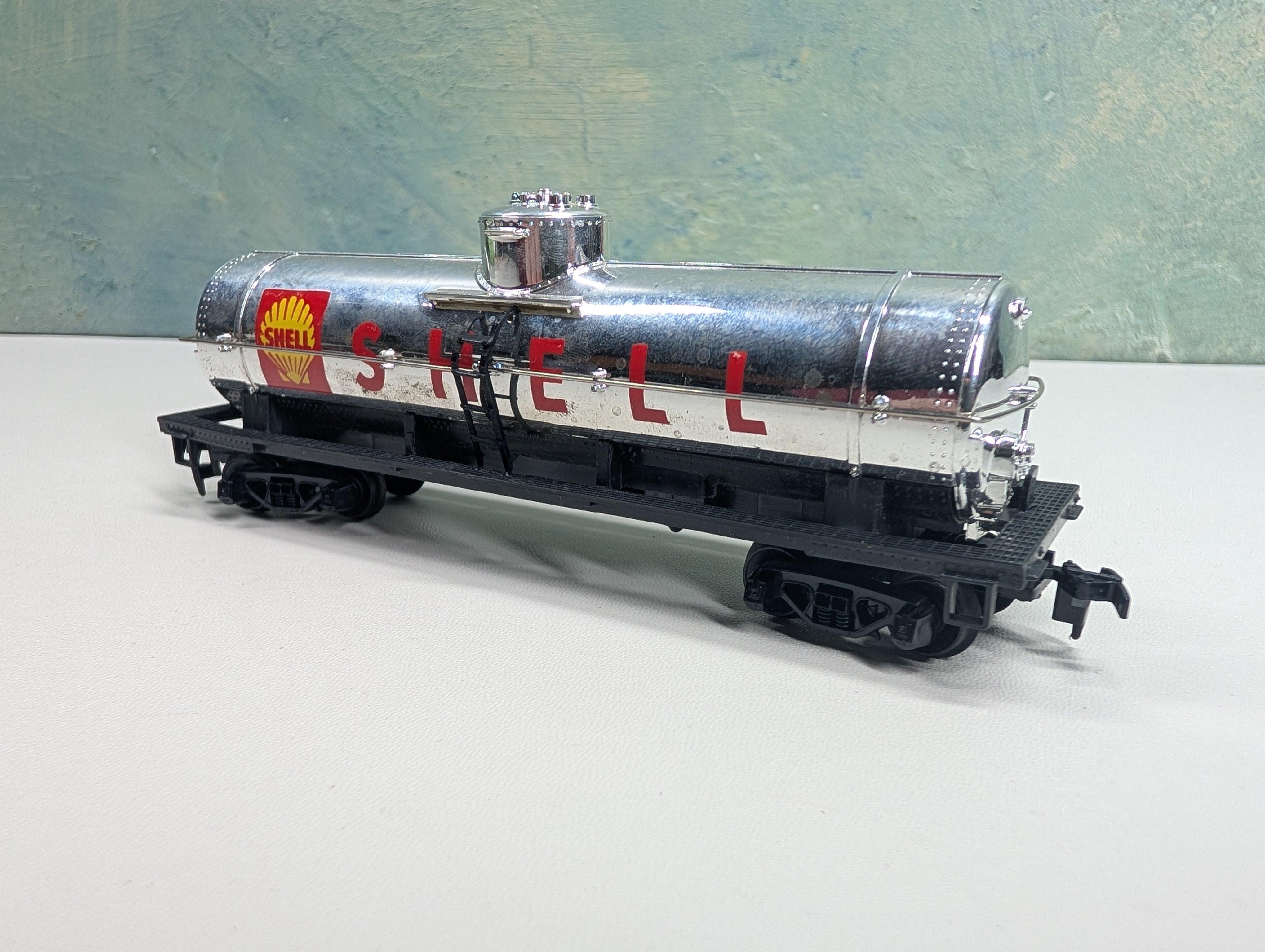 USED Tyco HO Scale Single Dome Tank Car Shell