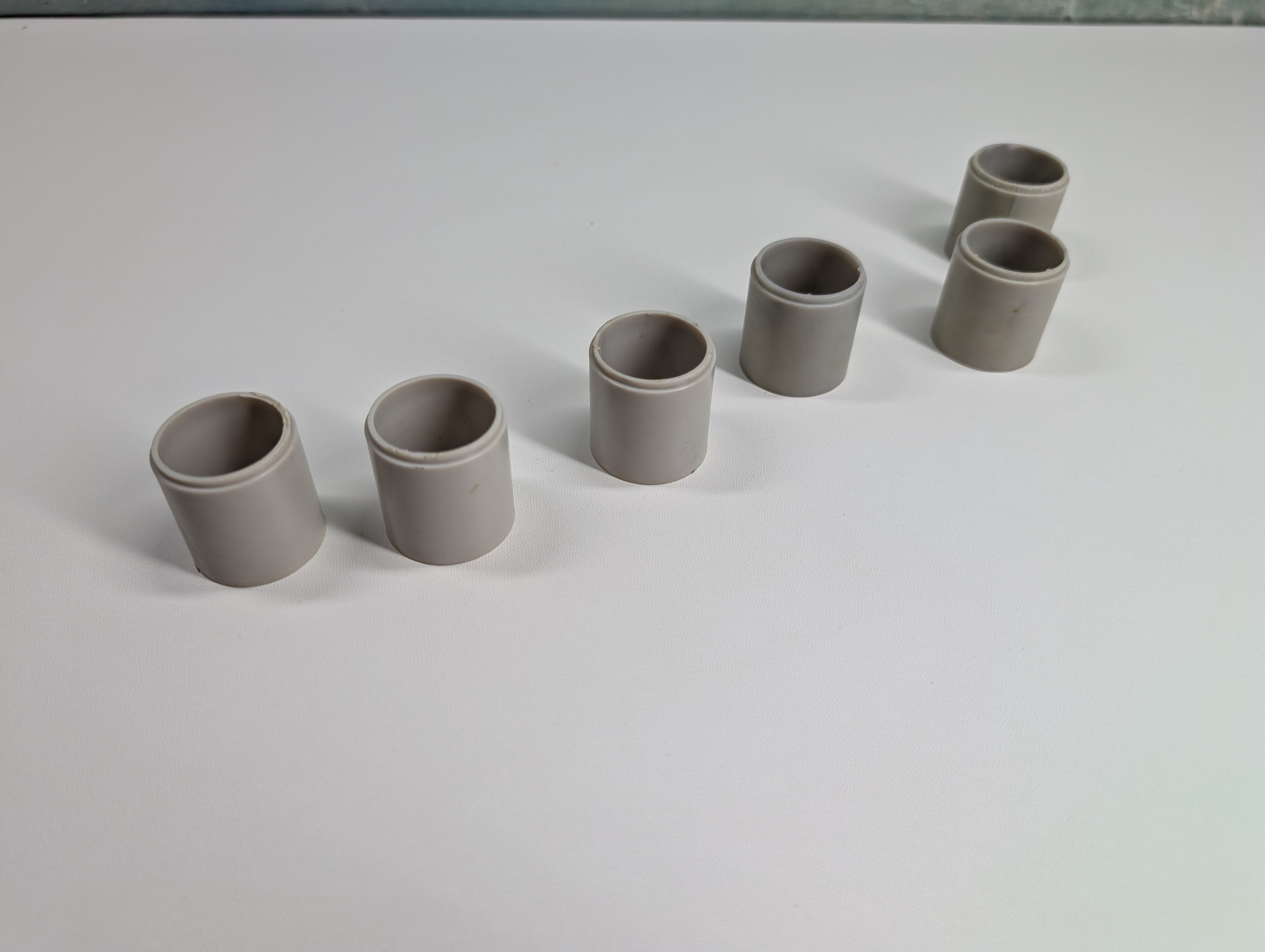 USED Tyco HO Scale Culvert Pipe Load (6 pcs)