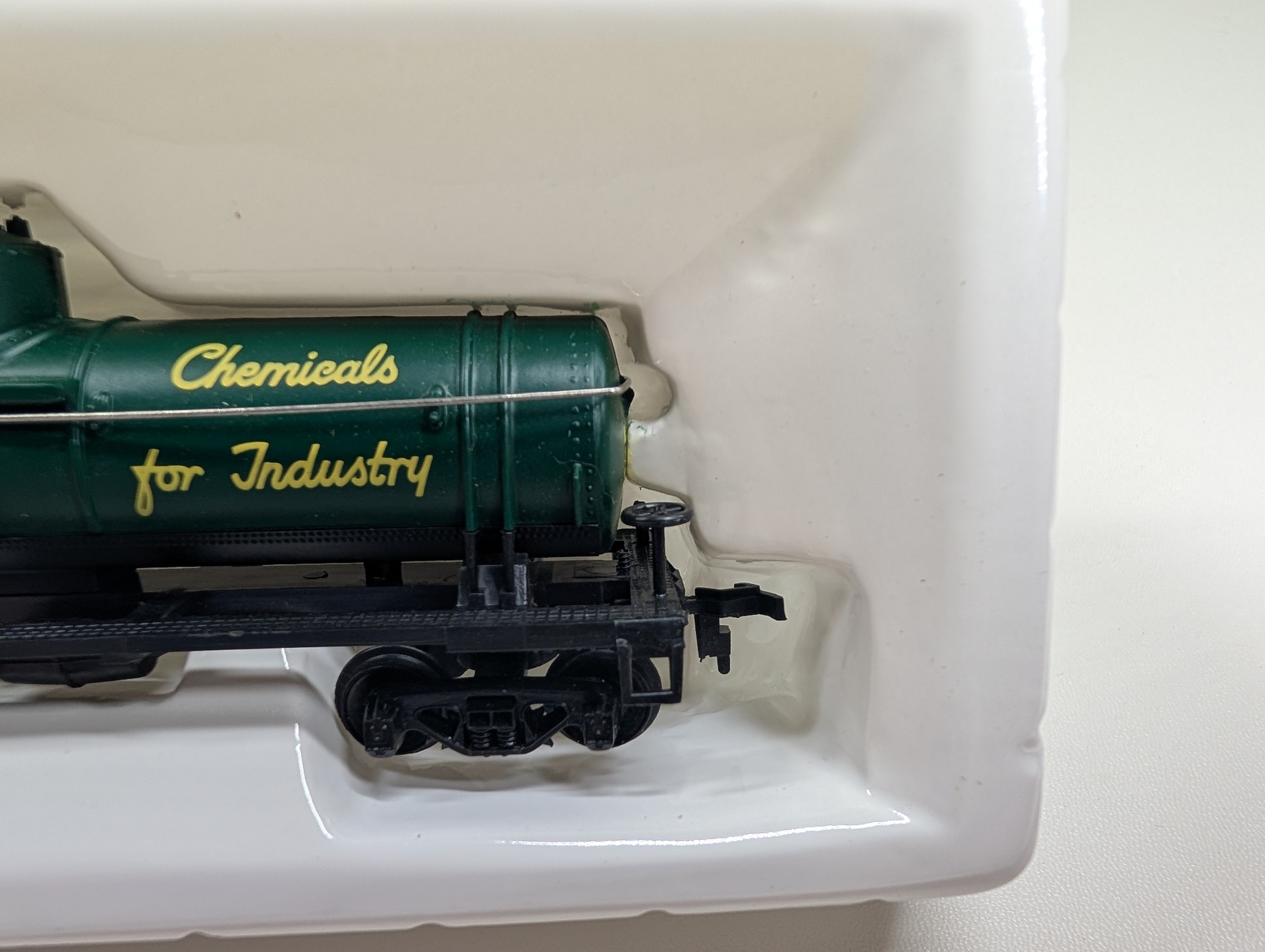 USED Mantua 732-235 HO Scale Heavy 35' Tank Car Rohm and Haas NATX #1433