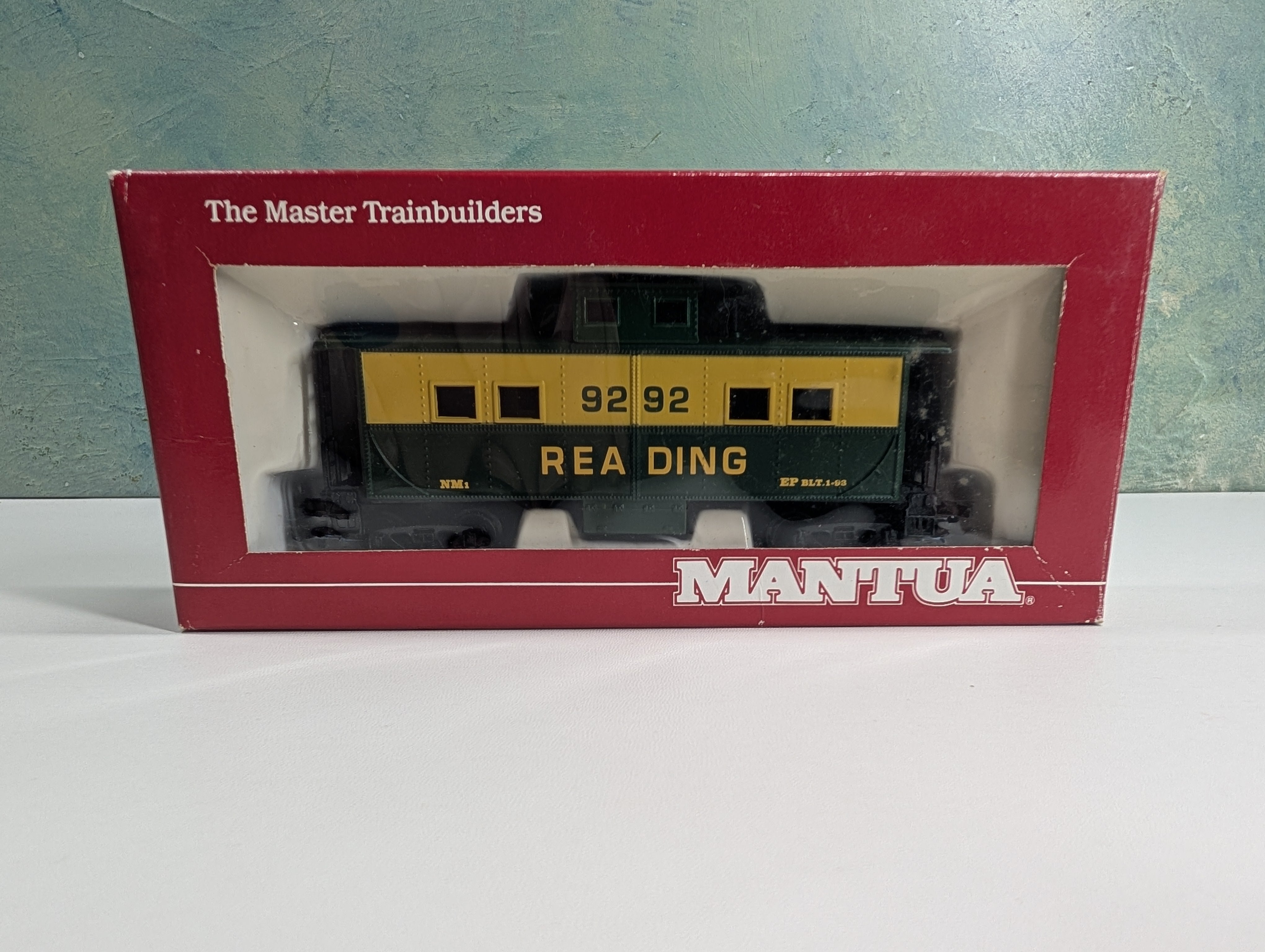 USED Mantua 726-173 HO Scale Heavy 36' Caboose Reading #9292