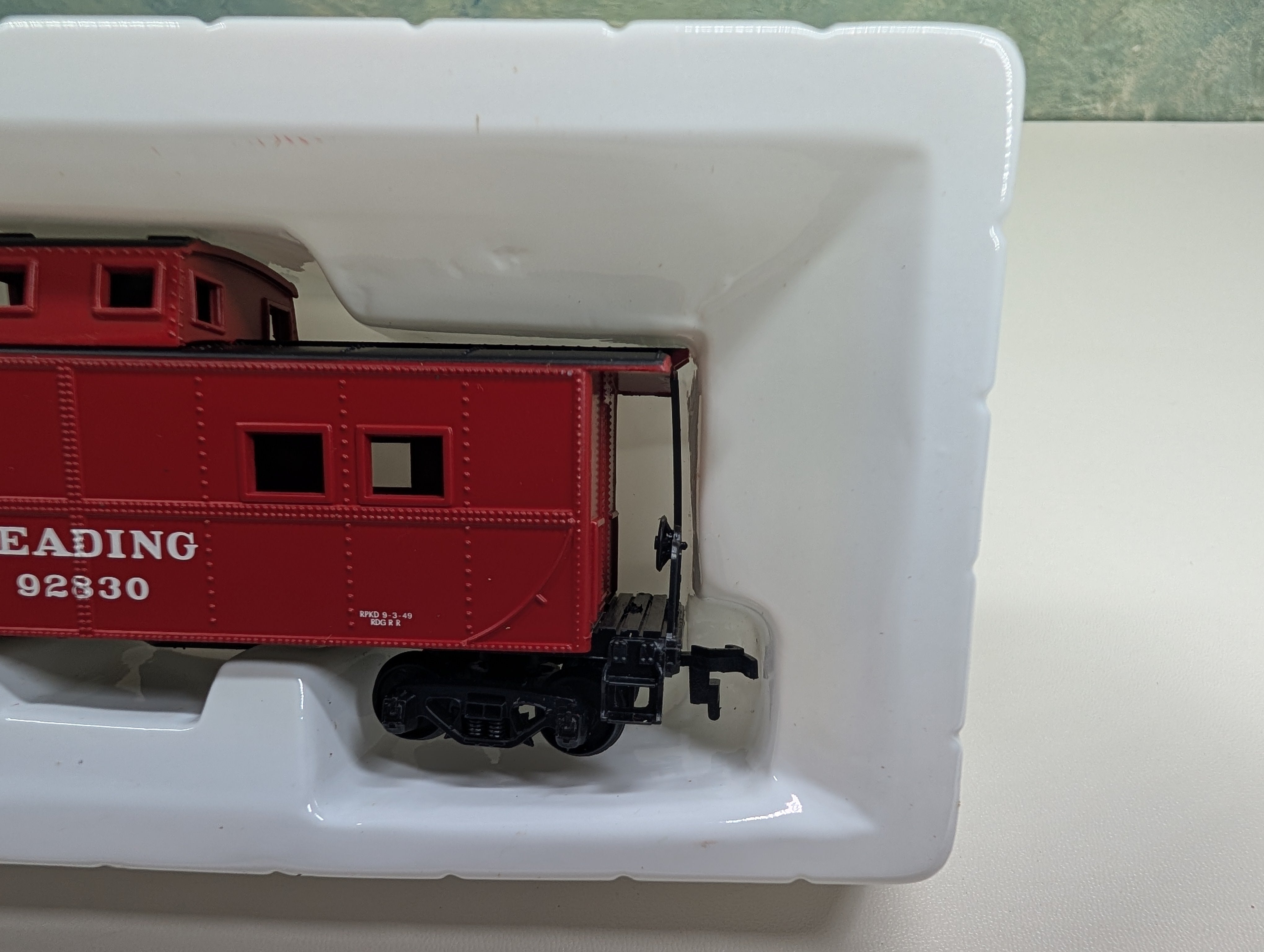 USED Mantua 726-621 HO Scale Heavy 36' Caboose Reading #92830