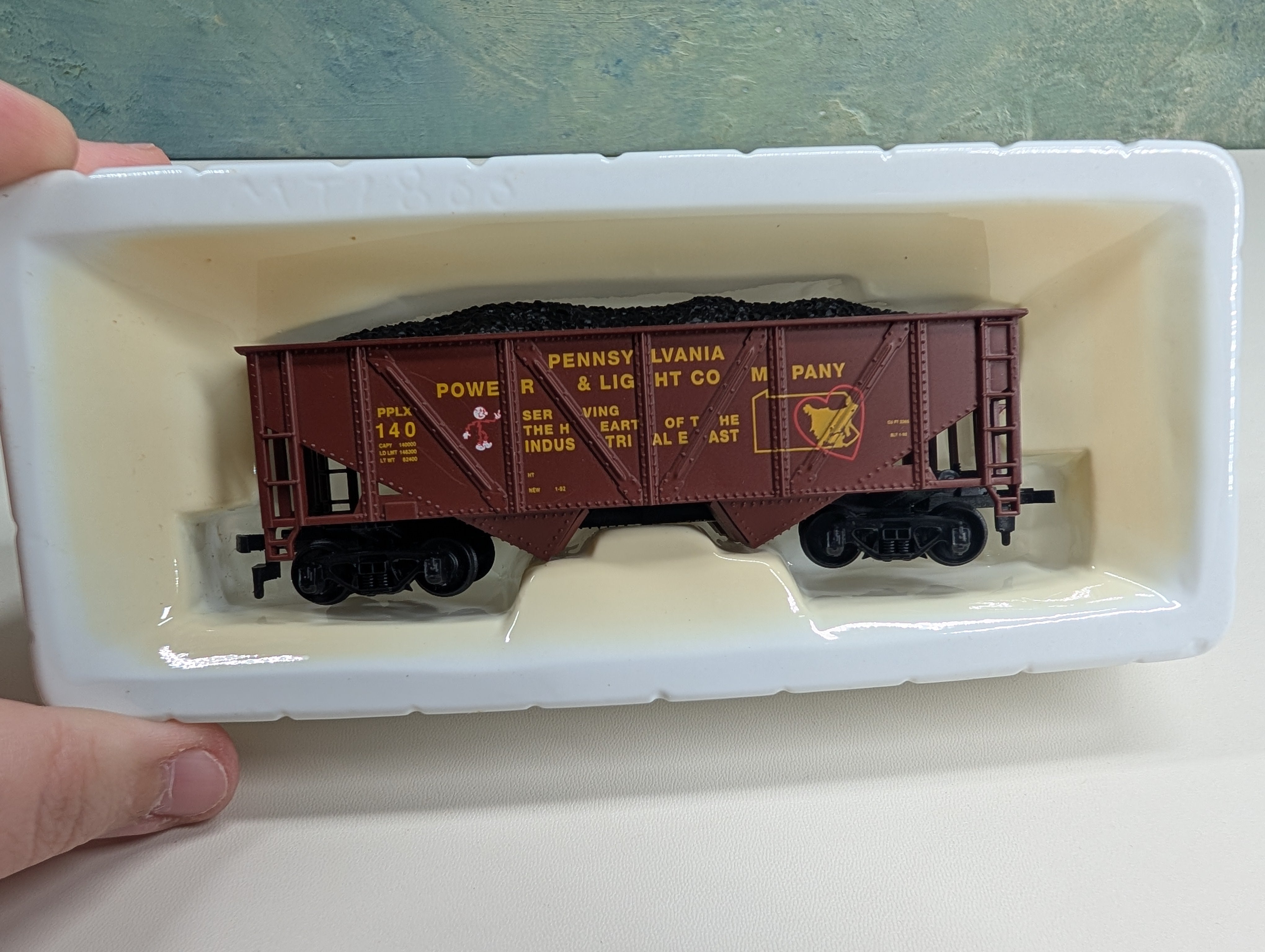 USED Mantua 729-202 HO Scale Heavy 32' Hopper PP&L PPLX #140