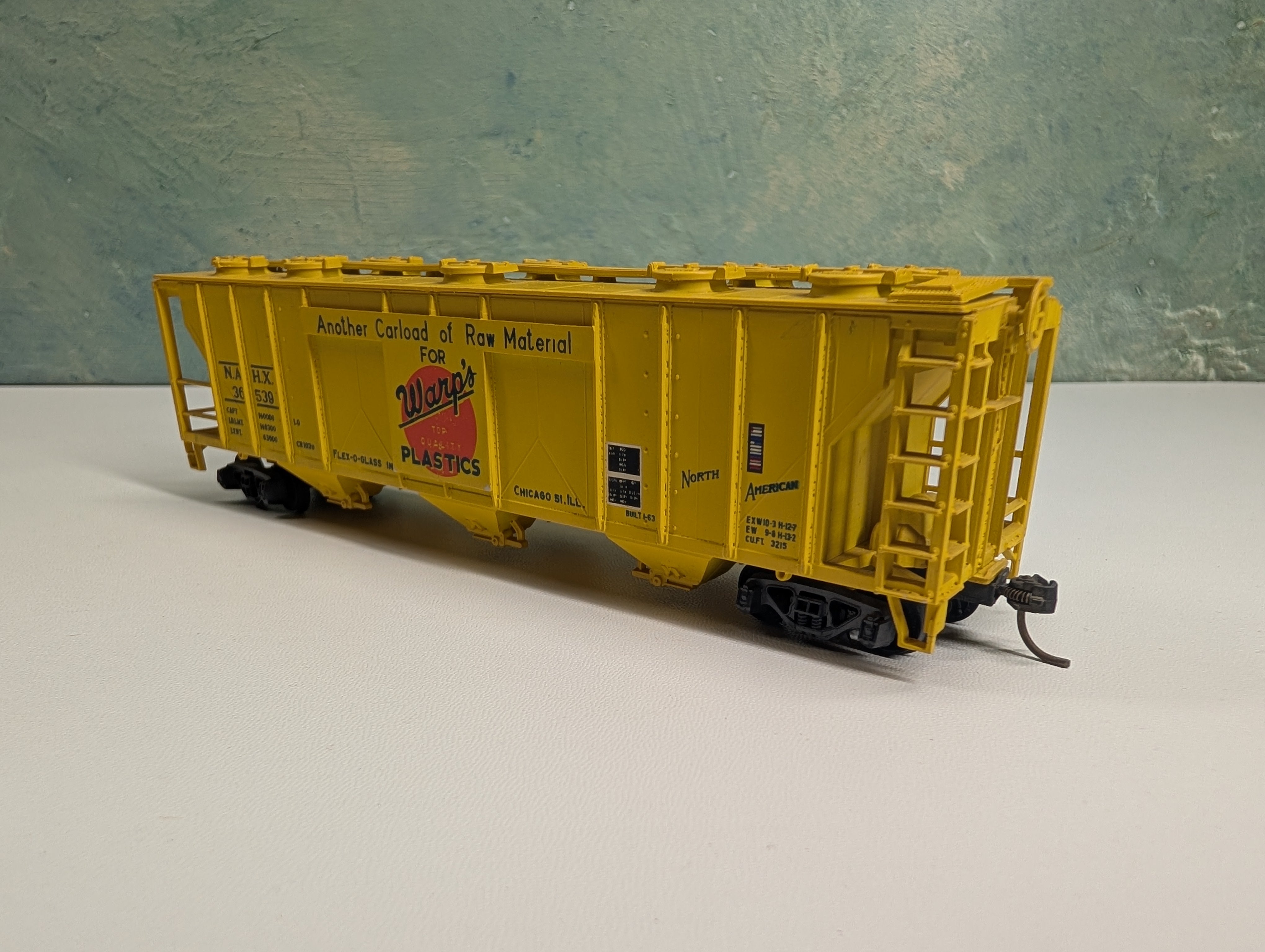 USED HO Scale 3 Bay Covered Hopper Warp's Plastics NAHX #36539