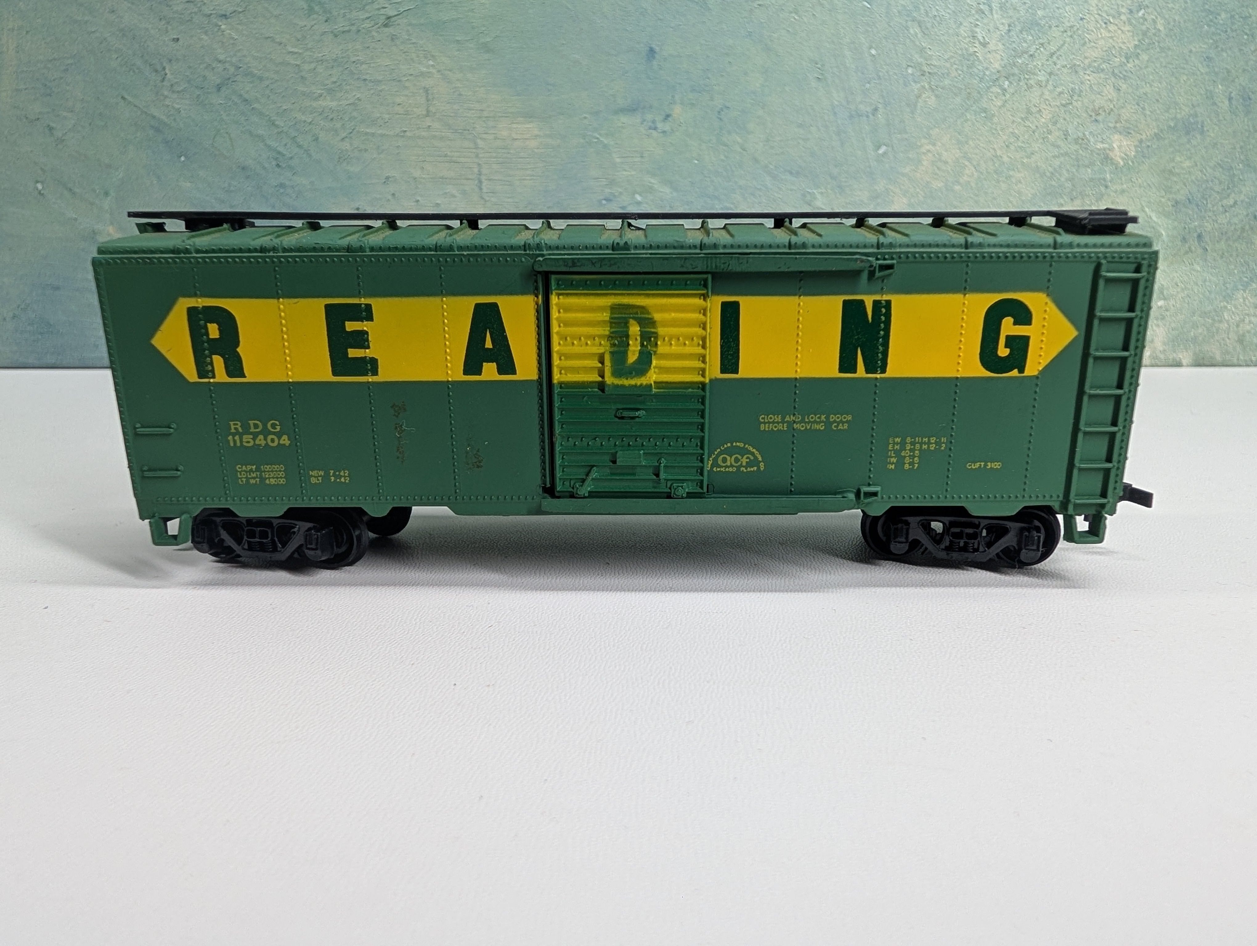 USED Bachmann HO Scale 40' Box Car Reading RDG #115404