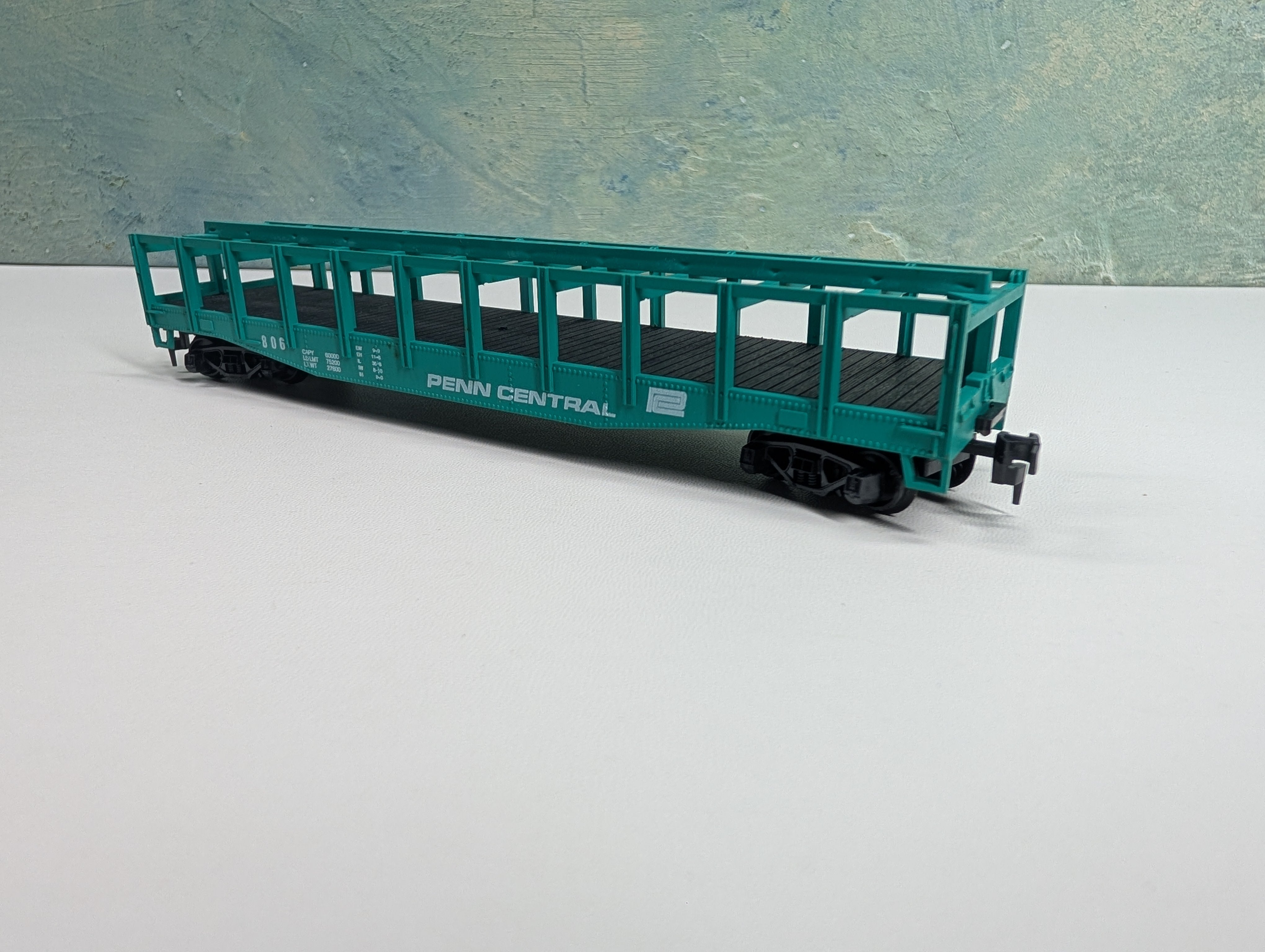 USED AHM HO Scale Caged Flat Car Penn Central PC #806