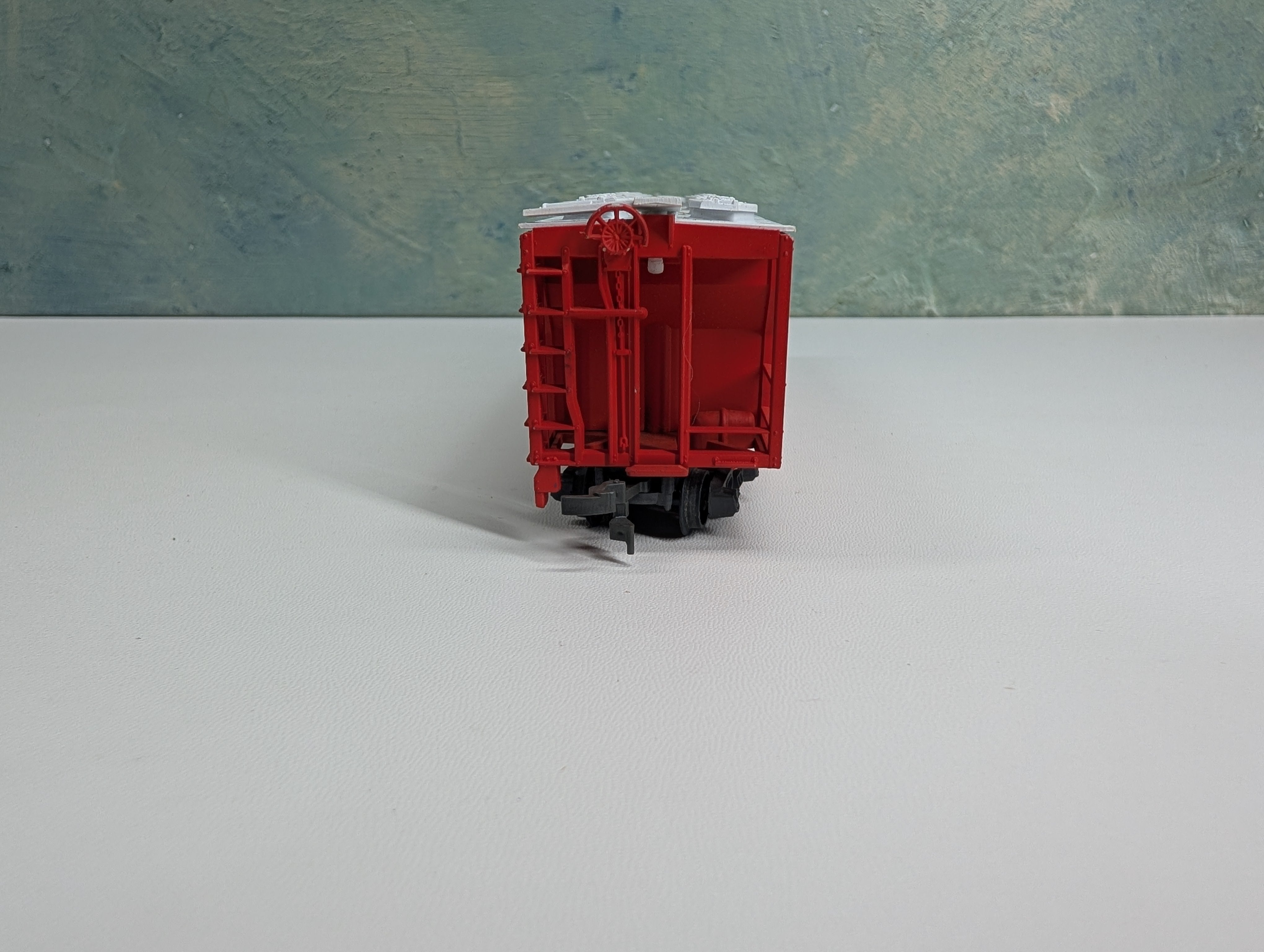 USED HO Scale 3 Bay Covered Hopper Quaker Cane Sugar NSRX #305