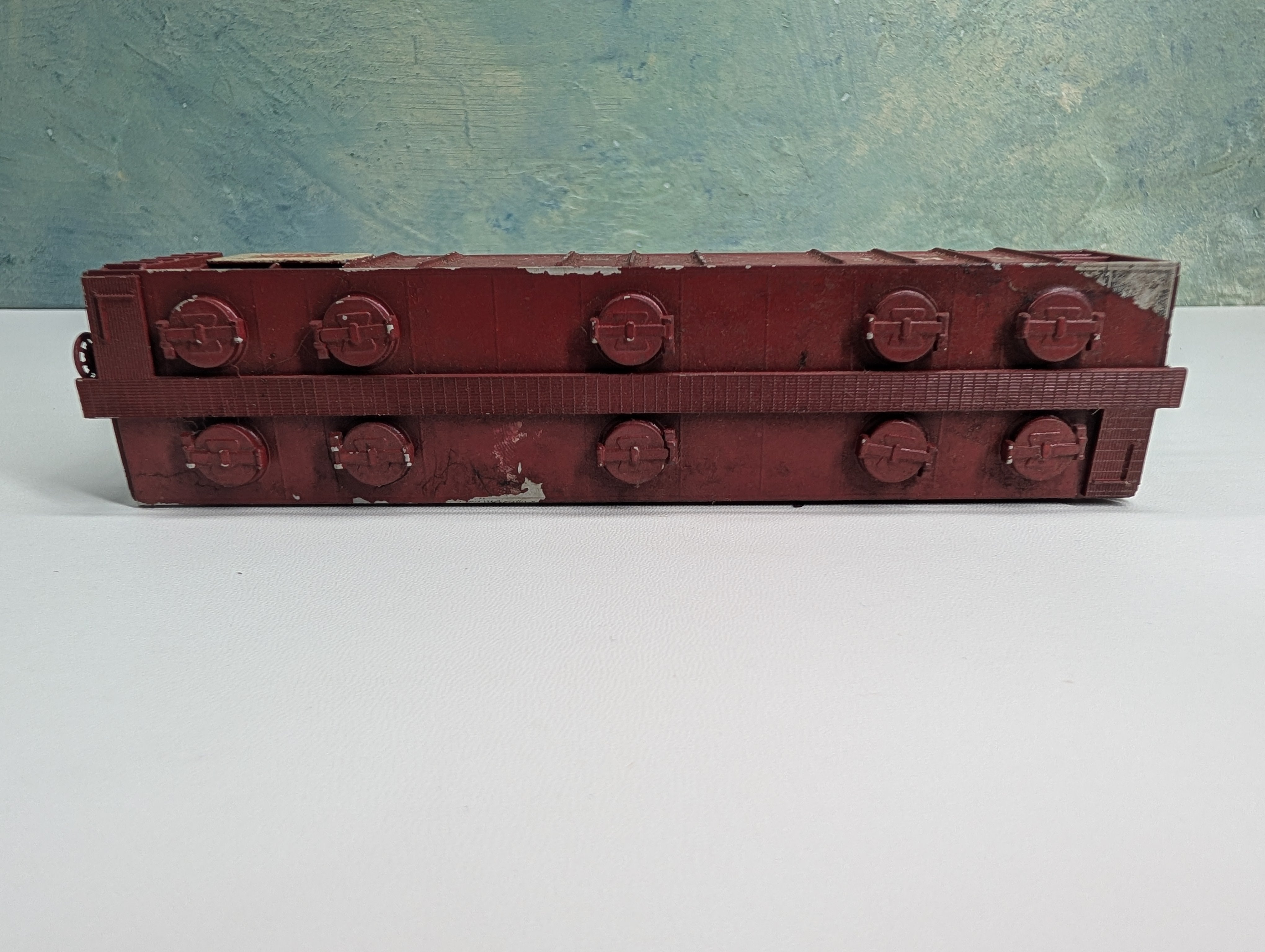 USED HO Scale 3 Bay Covered Hopper MKT #2345 Rough Decals