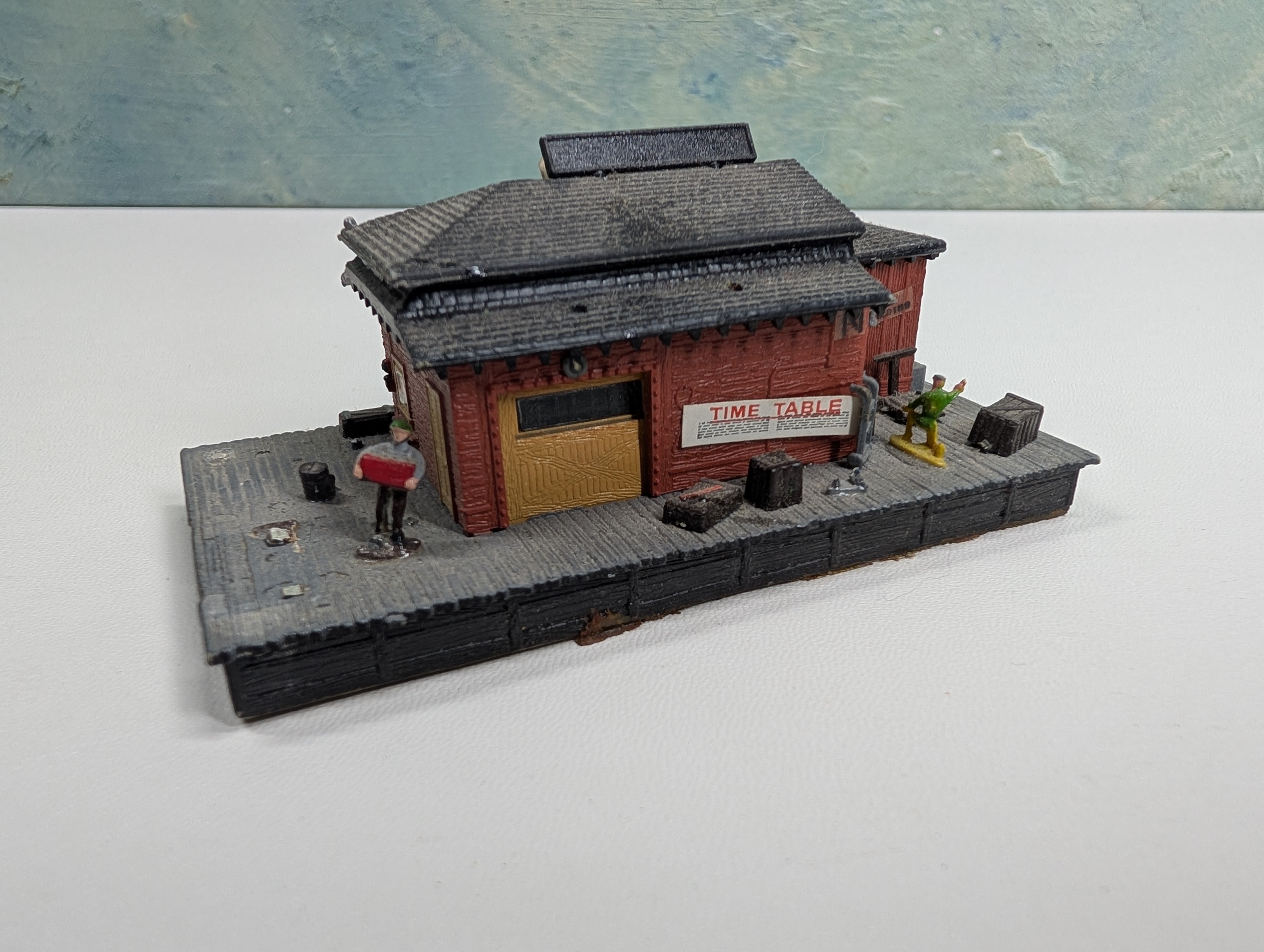 USED Bachmann N Scale Old Time Freight Station