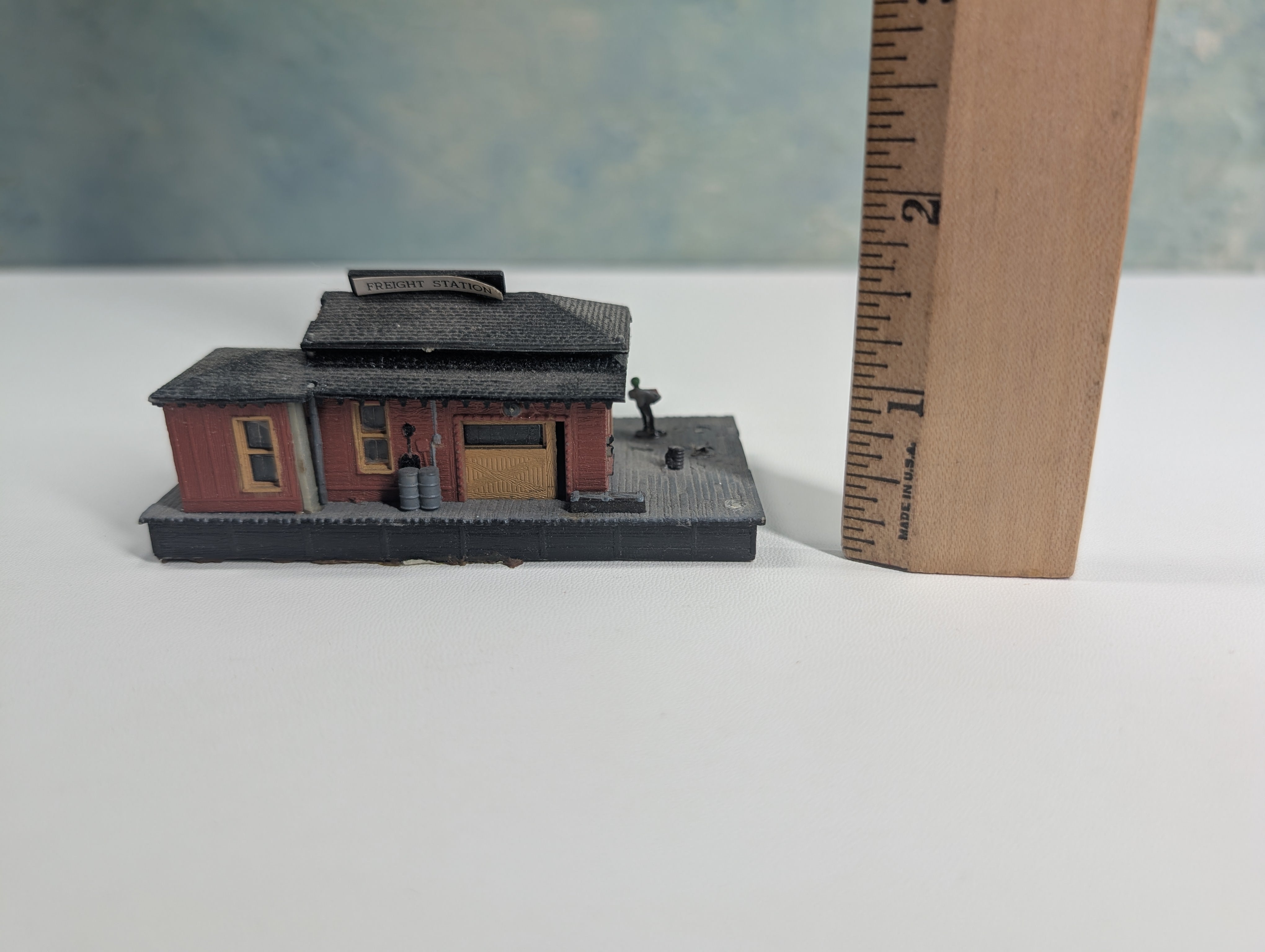 USED Bachmann N Scale Old Time Freight Station