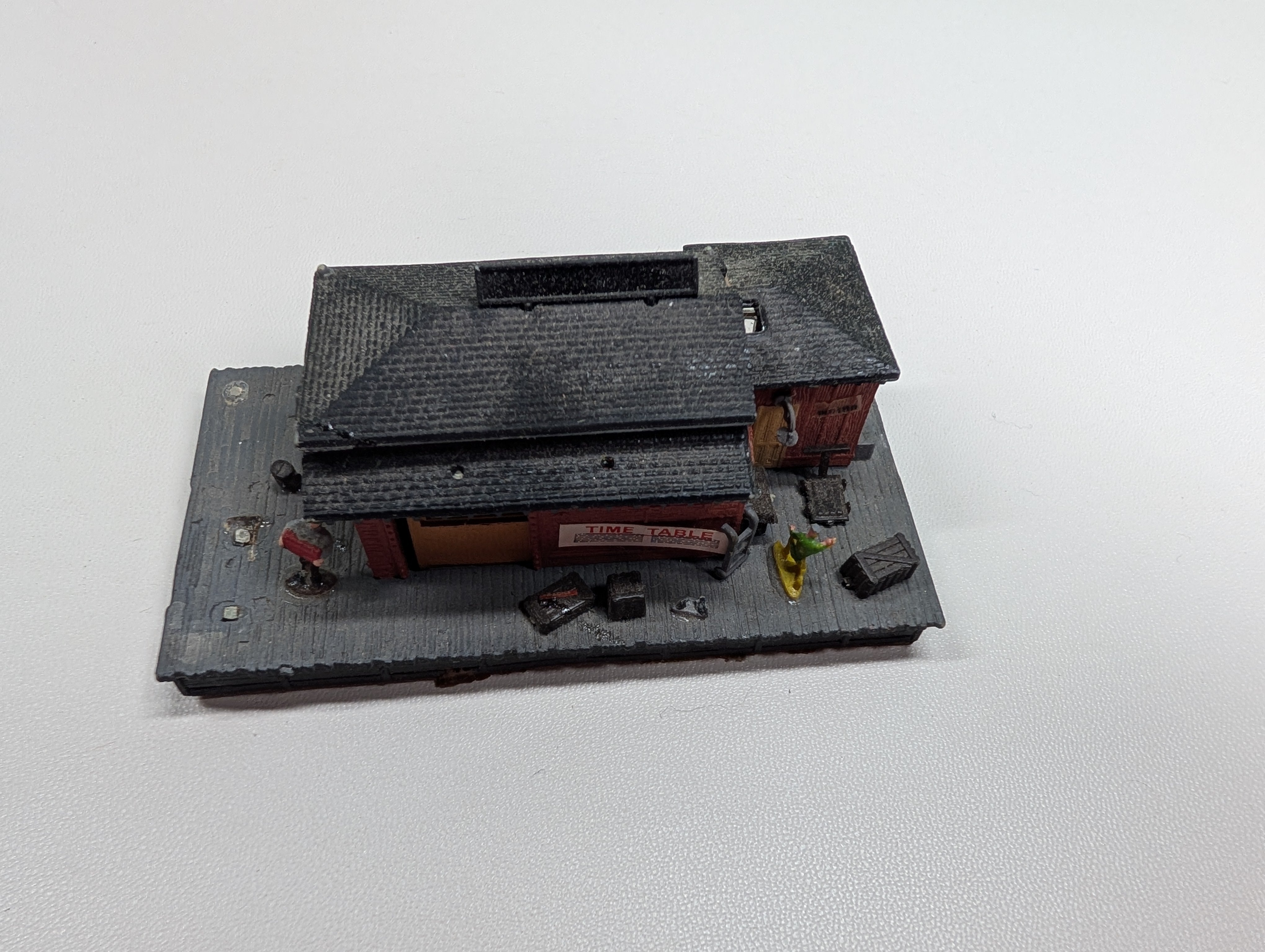 USED Bachmann N Scale Old Time Freight Station