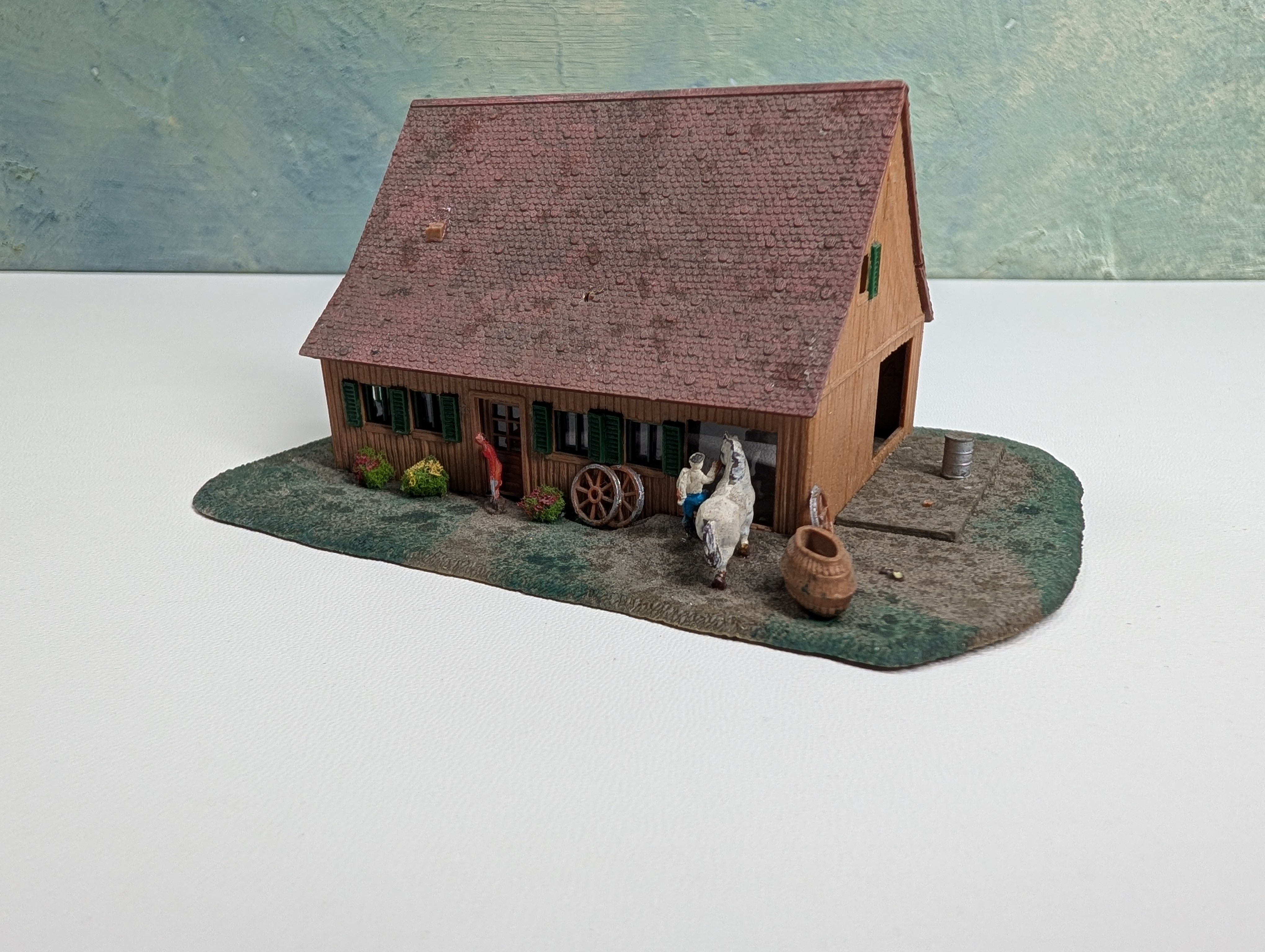 USED N Scale Old Time Barn