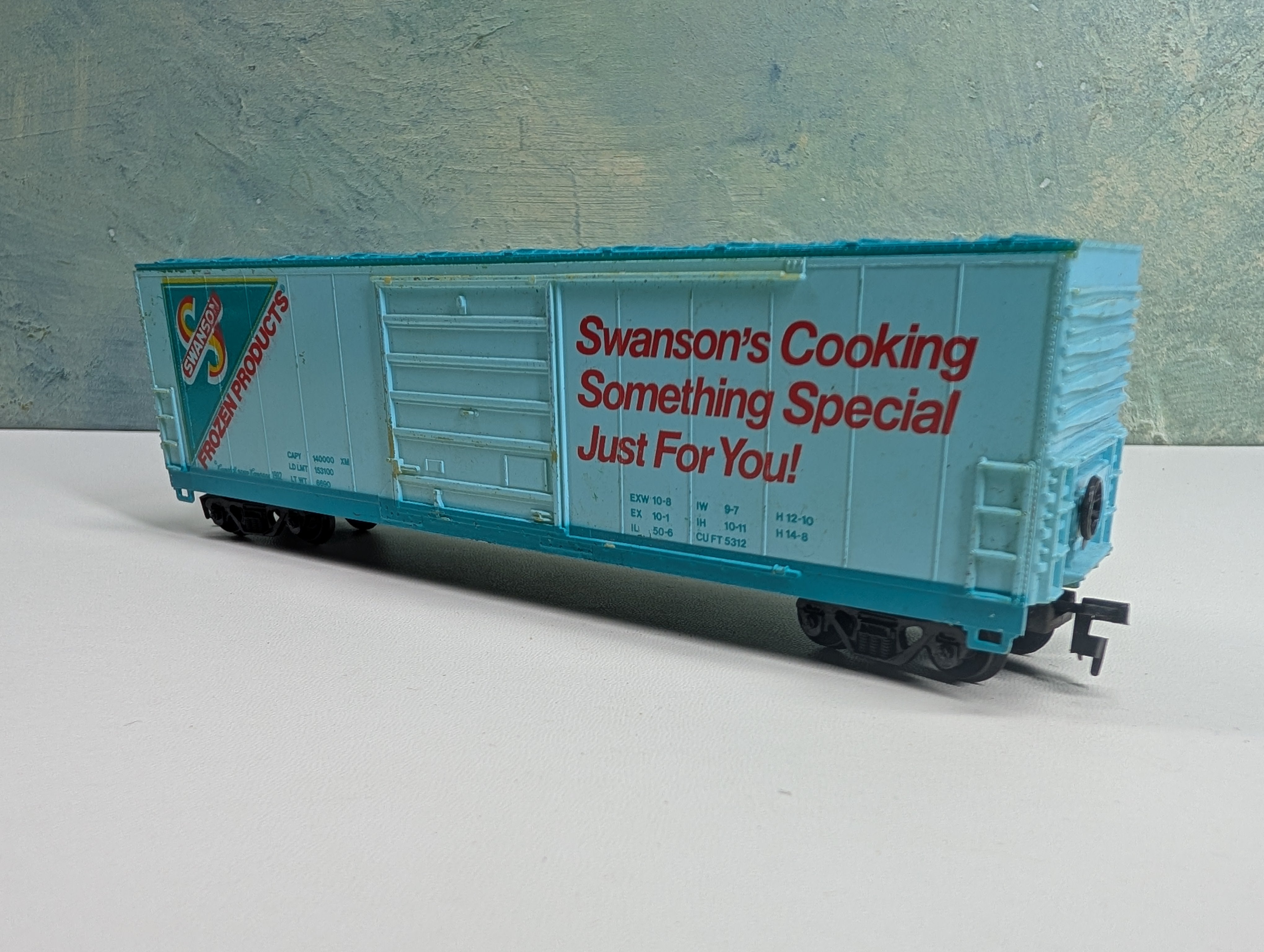 USED Life-Like HO Scale 50' Billboard Reefer Box Car Campbell Swanson Frozen Products