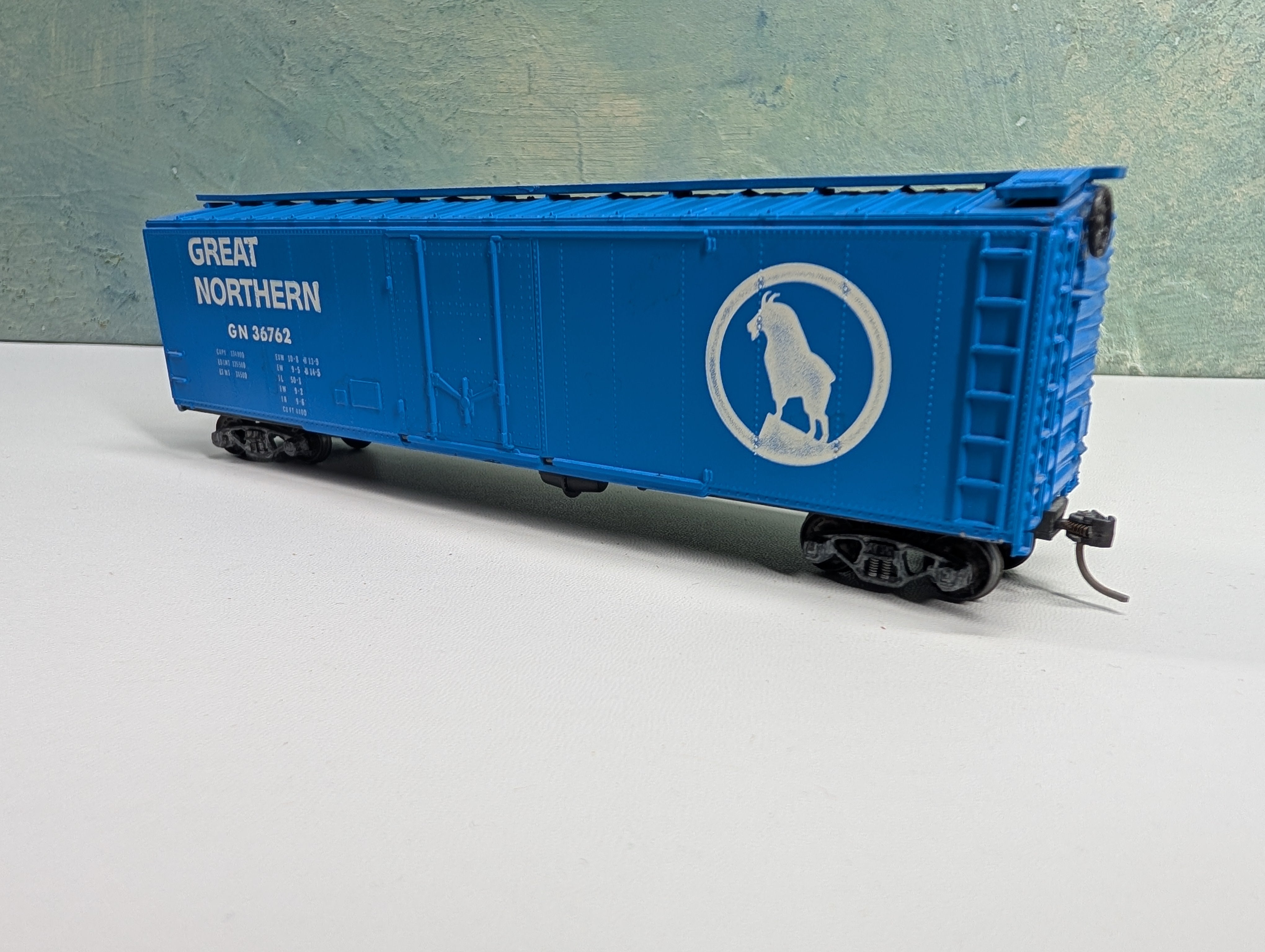 USED Roundhouse HO Scale 50' Box Car Great Northern GN #36762