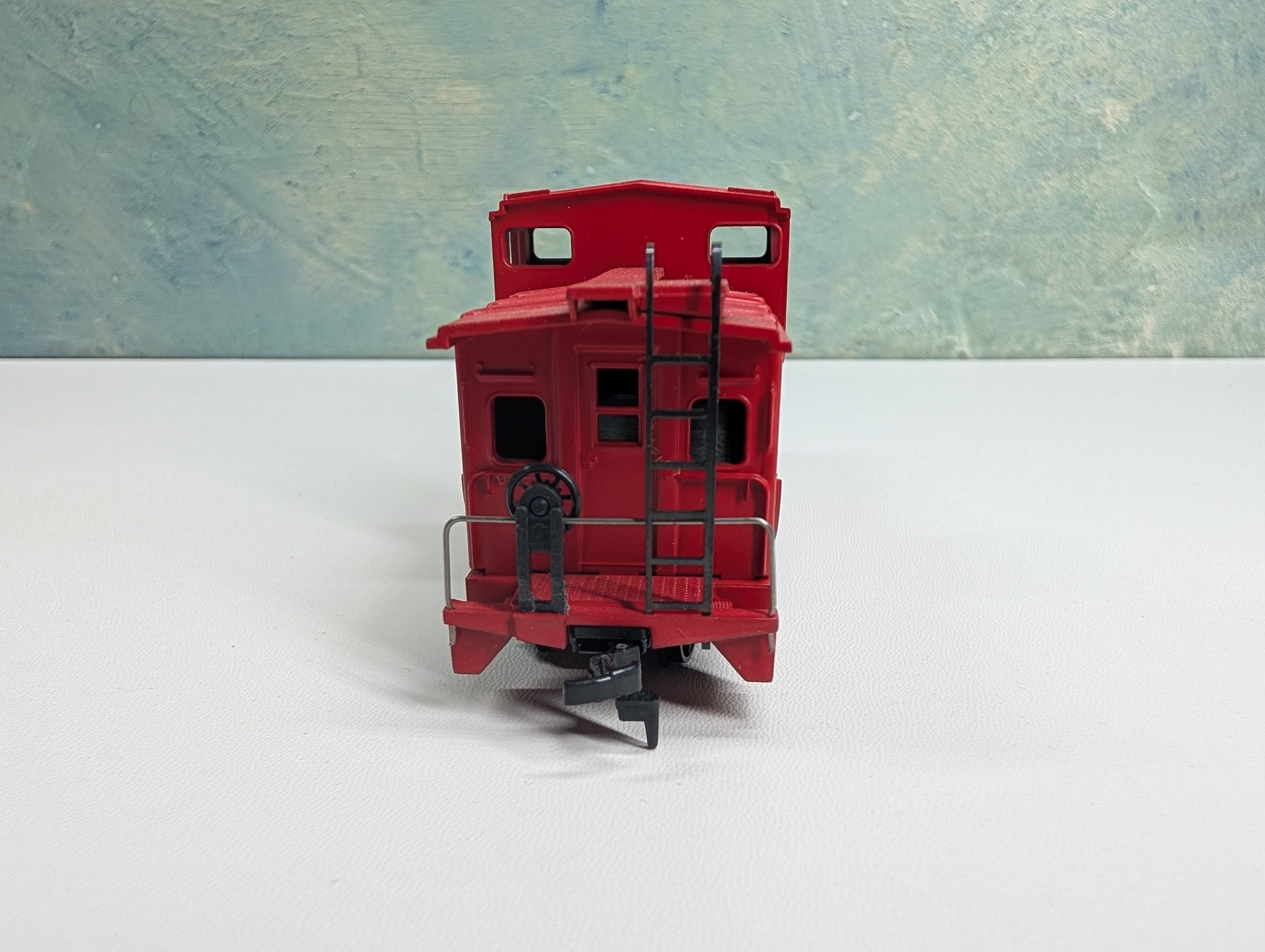 USED Athearn HO Scale Caboose Guilford D&H #35714
