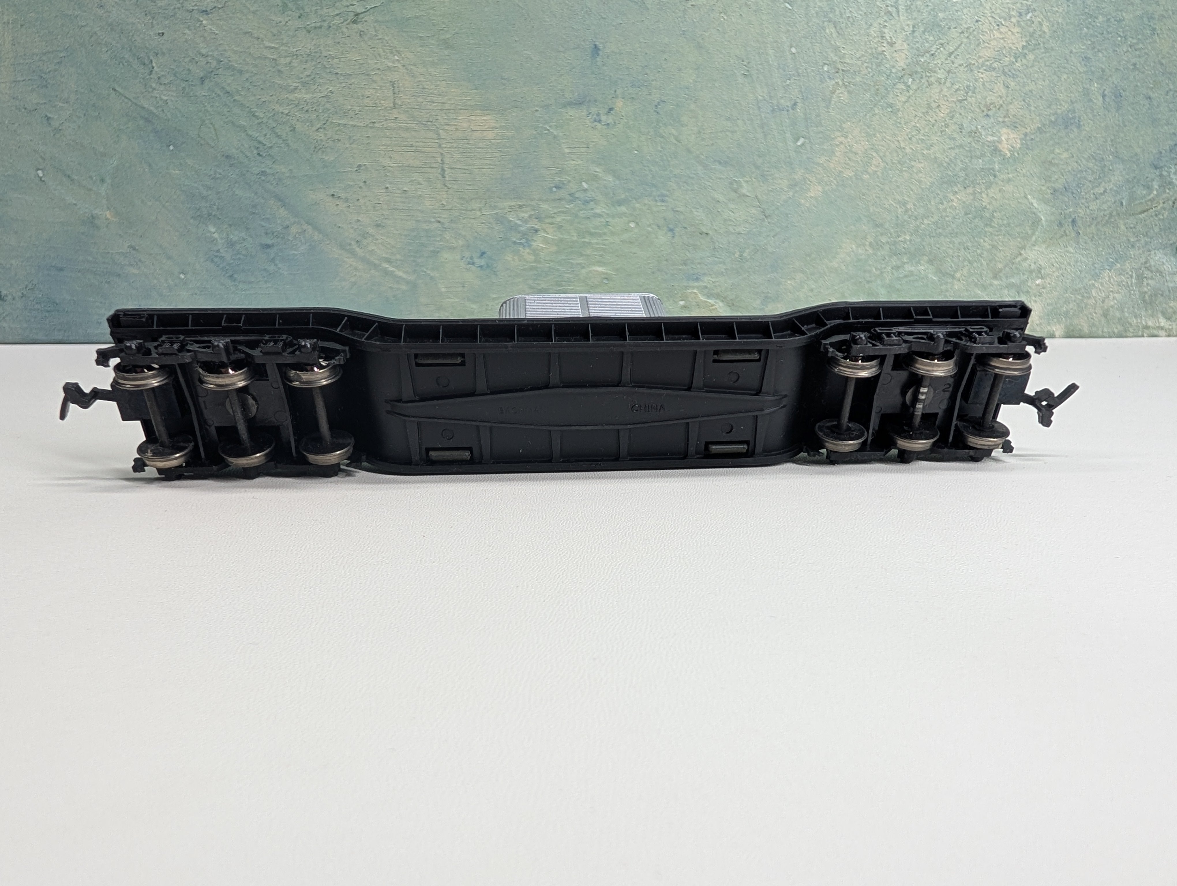 USED Bachmann HO Scale Center Depressed Flat Car w/ Transformer Load