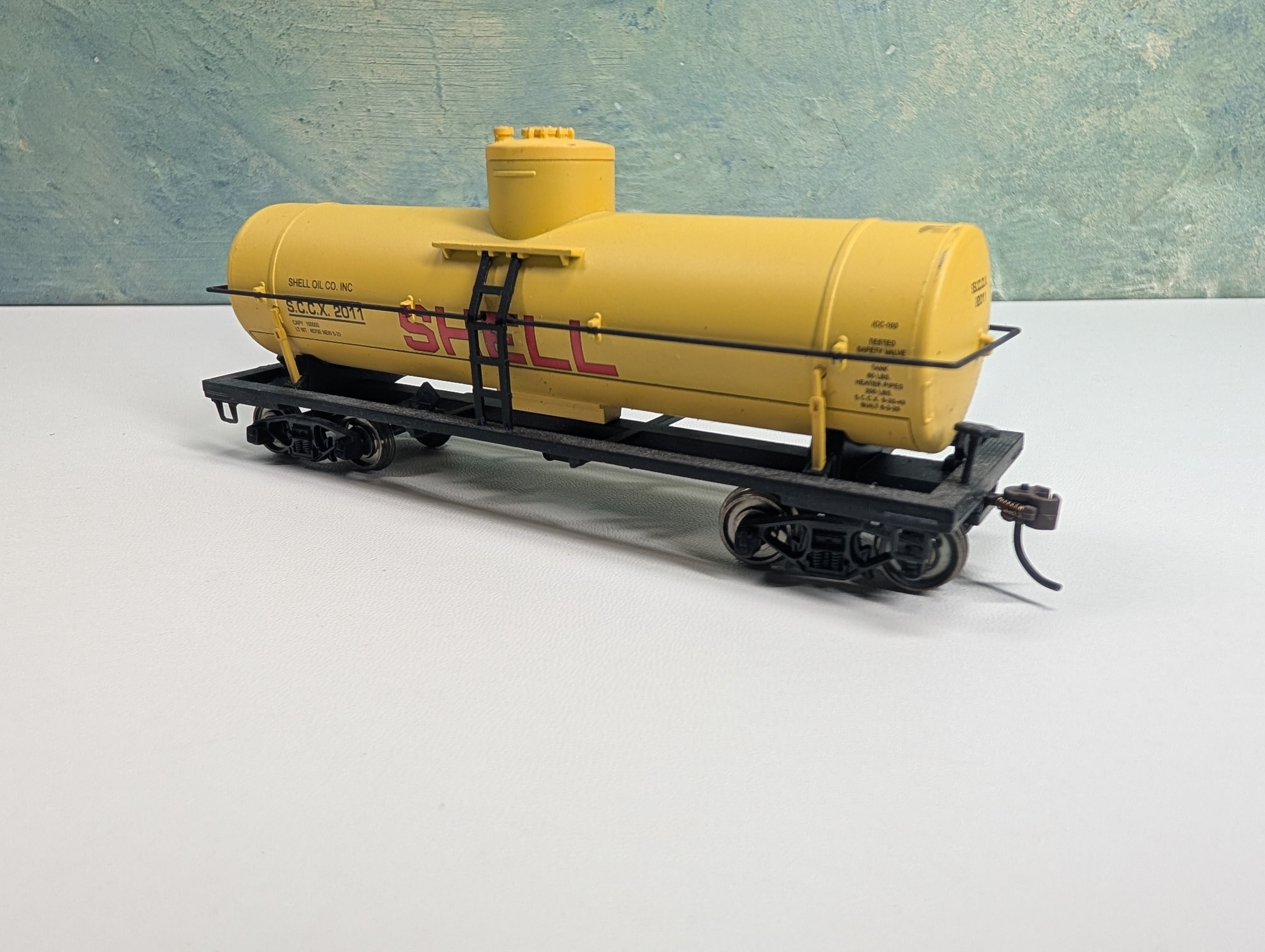 USED Model Power HO Scale Metal Heavy Weight Tank Car Shell SCCX #2011 Metal Wheels