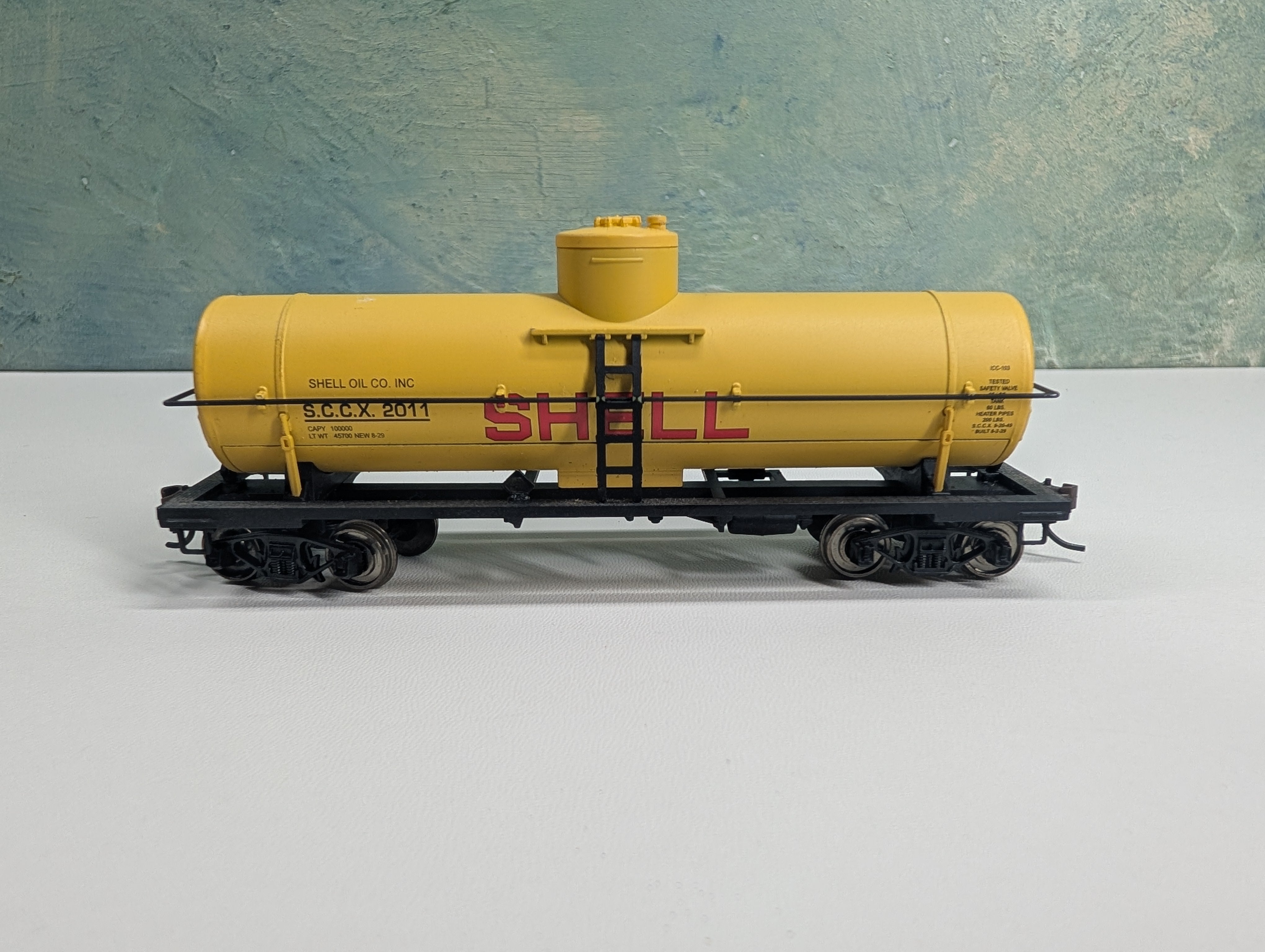 USED Model Power HO Scale Metal Heavy Weight Tank Car Shell SCCX #2011 Metal Wheels