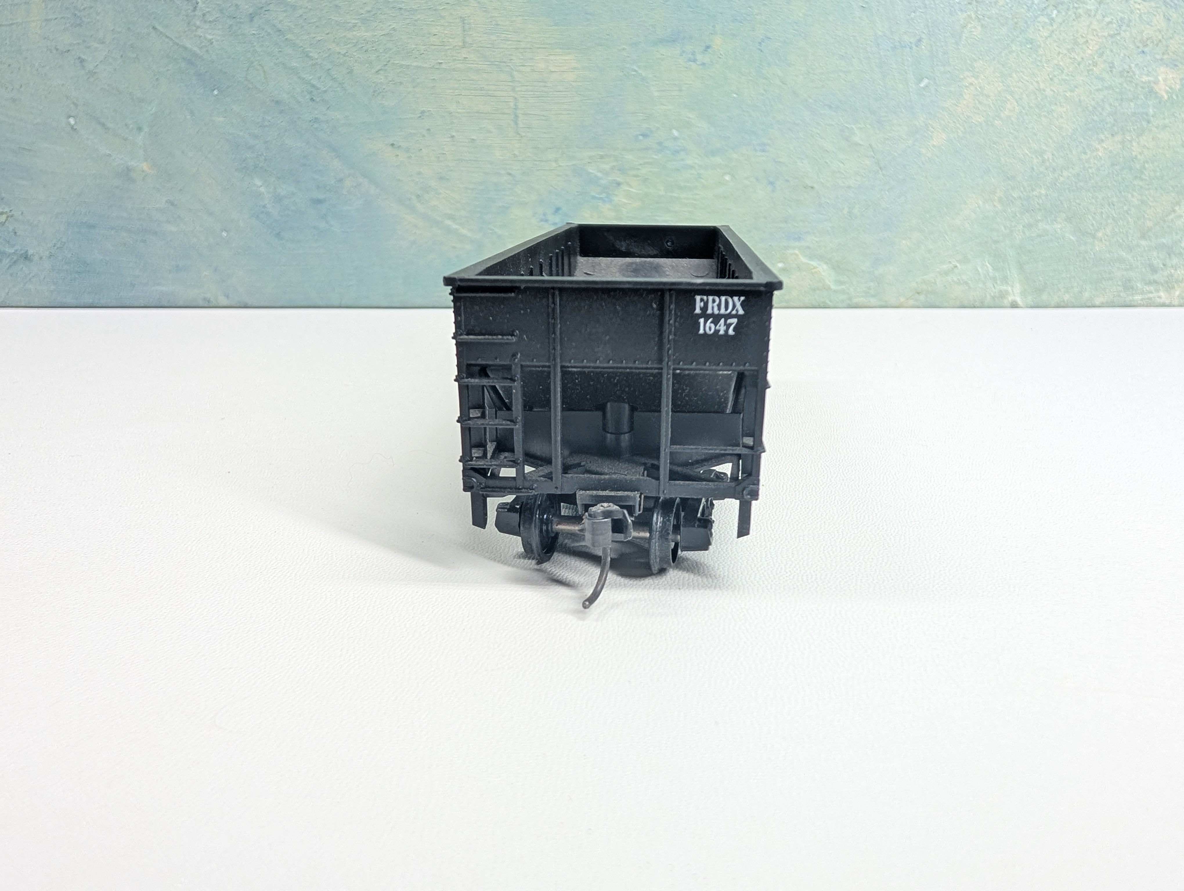 USED Athearn HO Scale 2 Bay Hopper Ford FRDX #1647 Bev-Bel