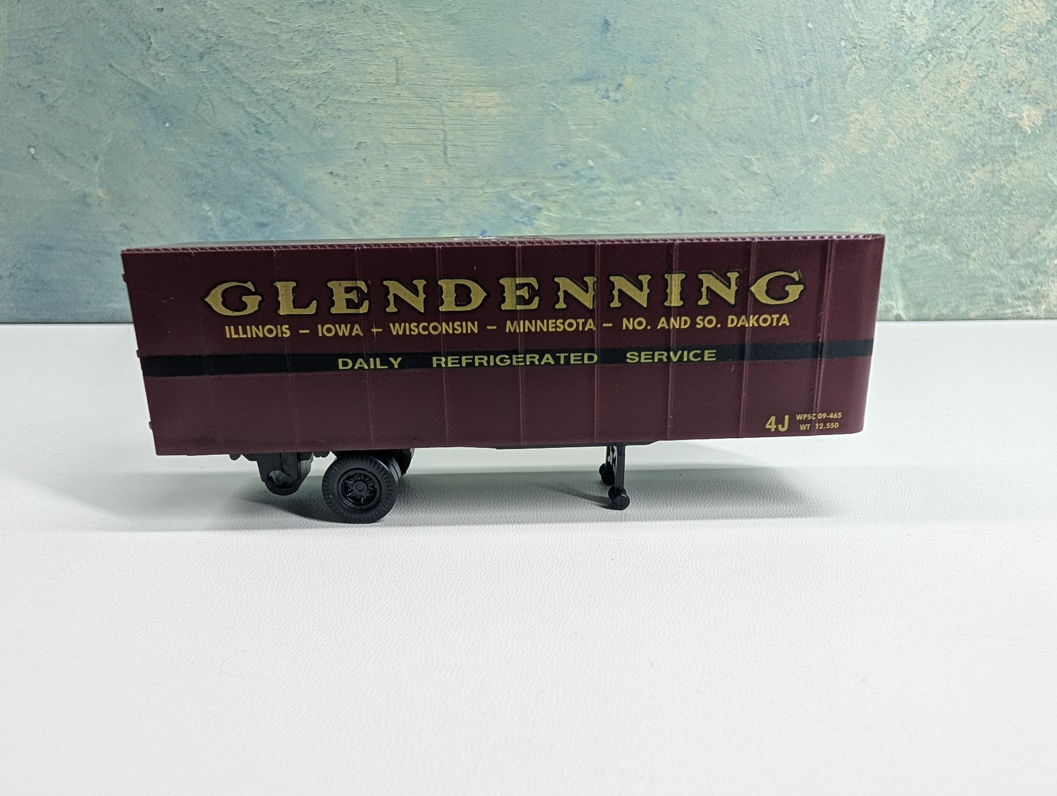 USED Walthers HO Scale 32' Piggy Trailer Glendenning Refrigerated Service