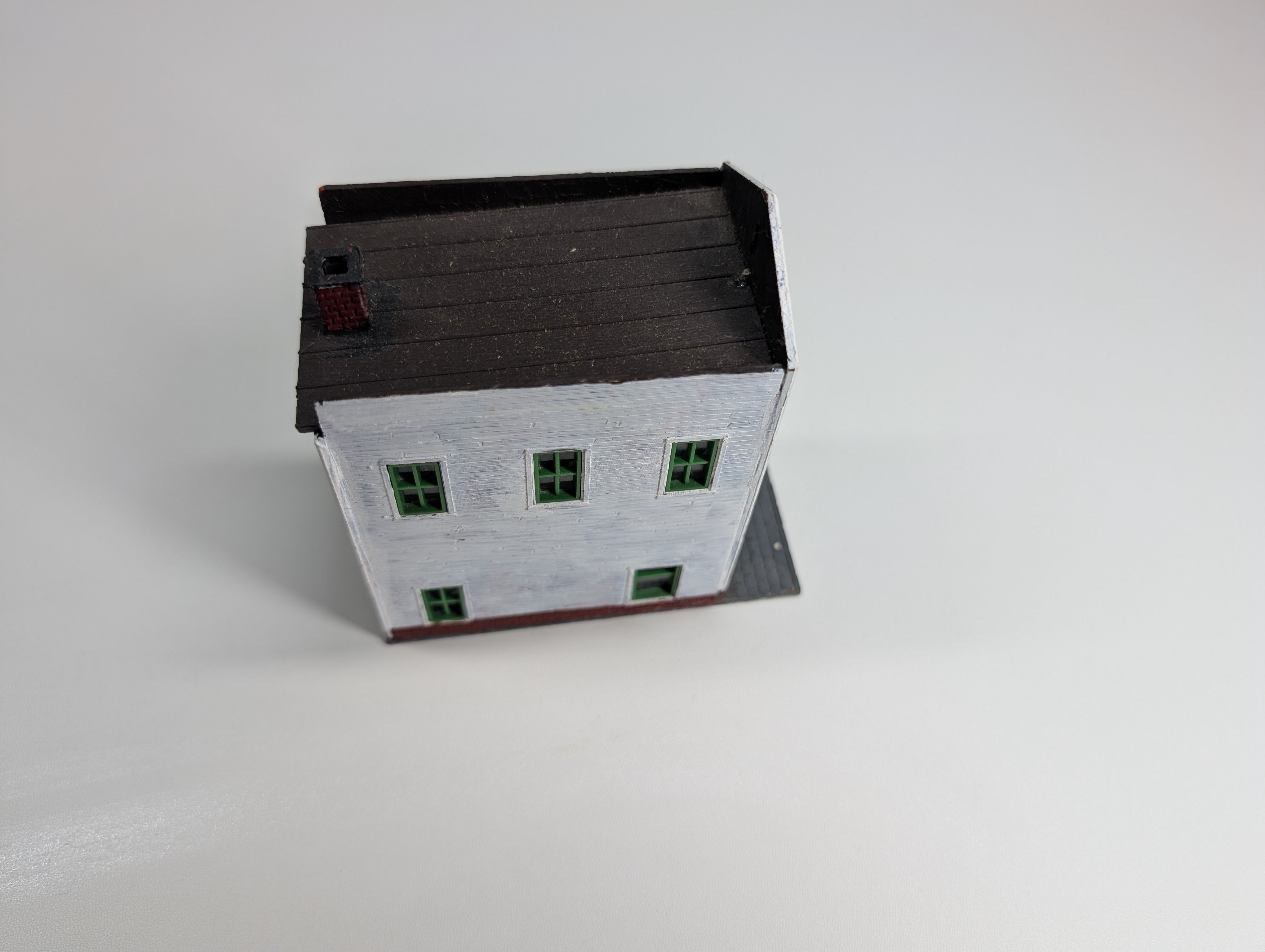 USED HO Scale White Old Time Storefront