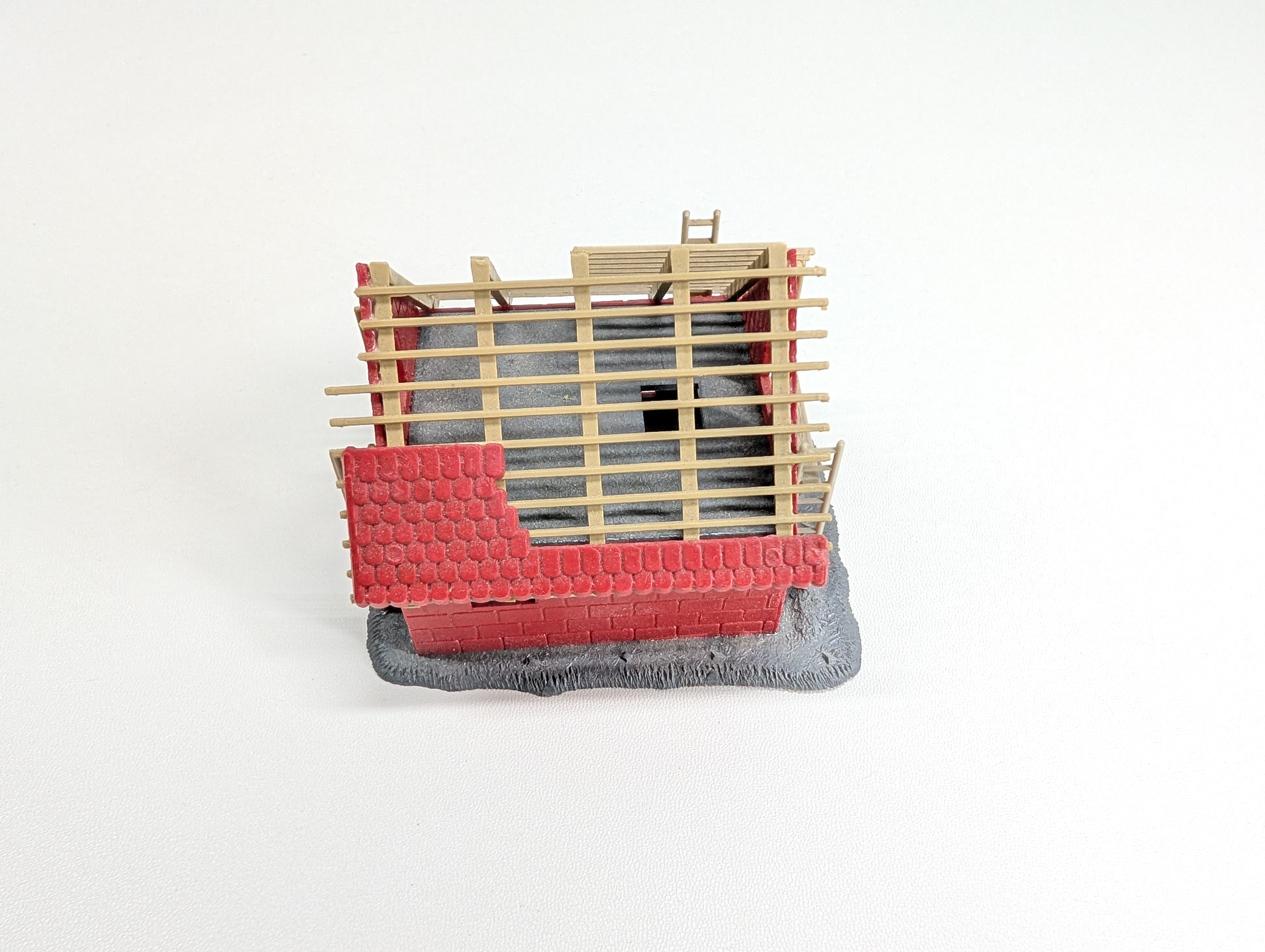 USED HO Scale House Under Construction