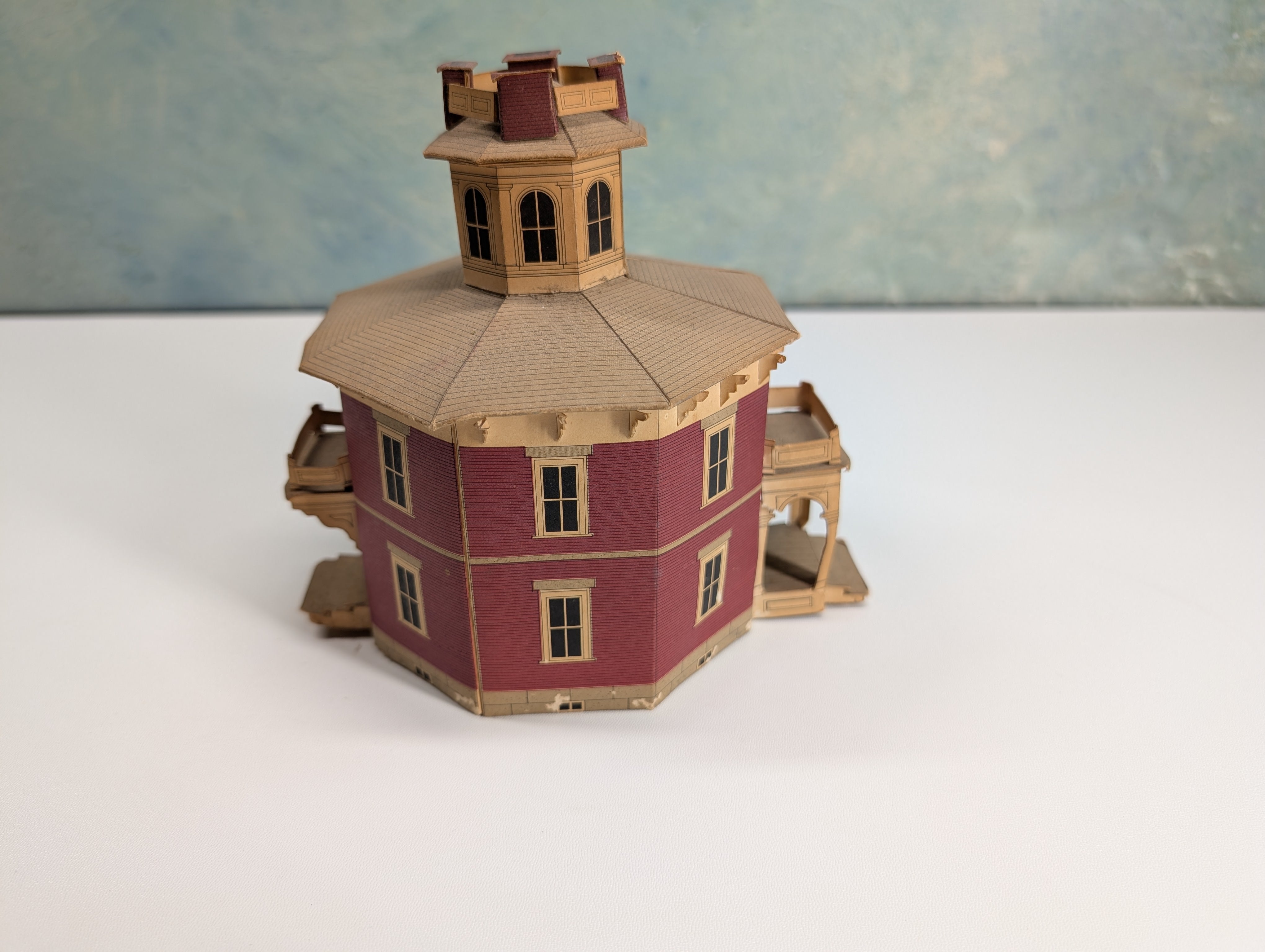 USED HO Scale Octagon House from Victorian Houses by Edmund V. Gillon Jr. (built) Hard Paperstock Mansion