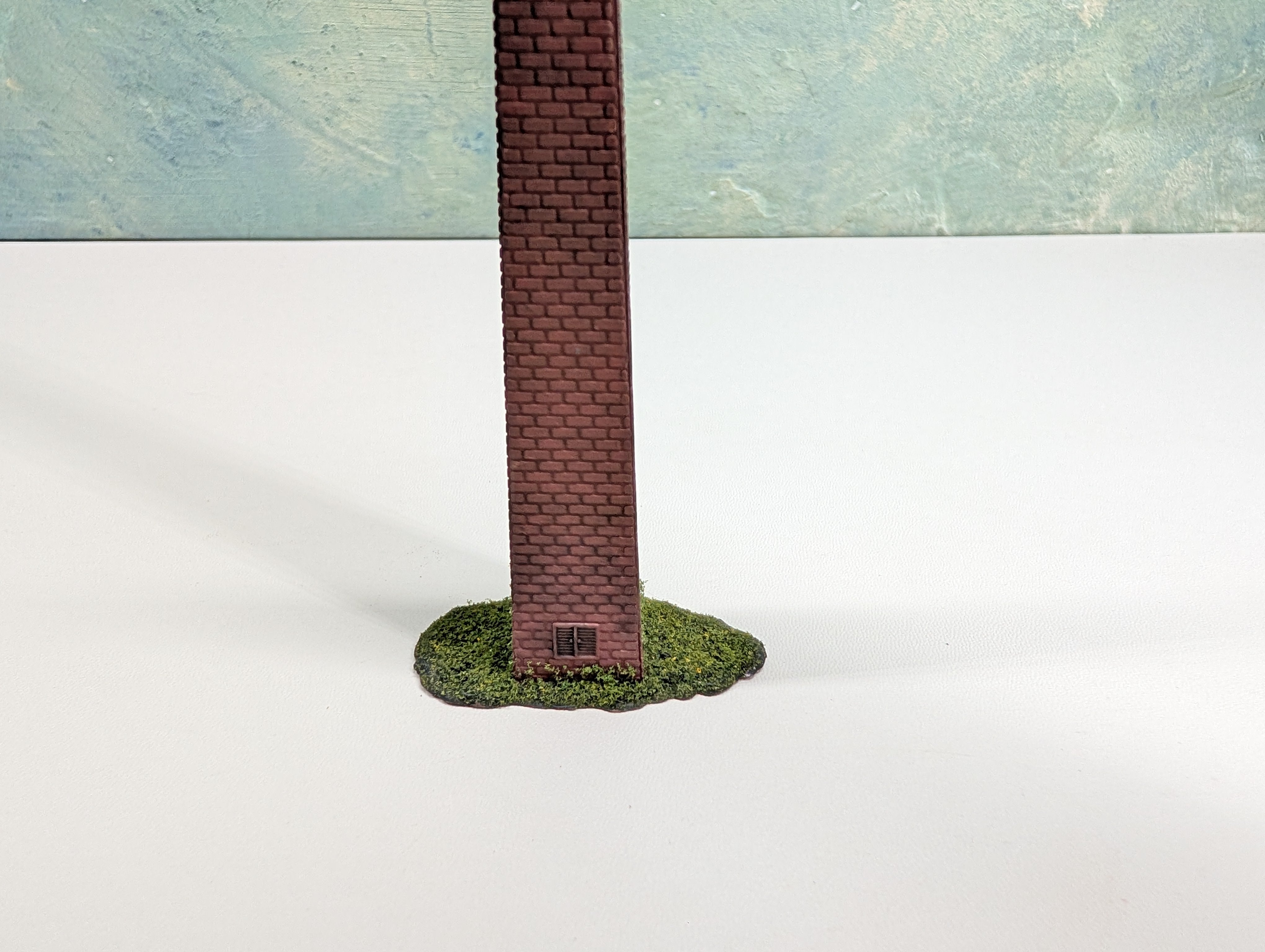 USED HO Scale Brick Smoke Stack w/ Greenery