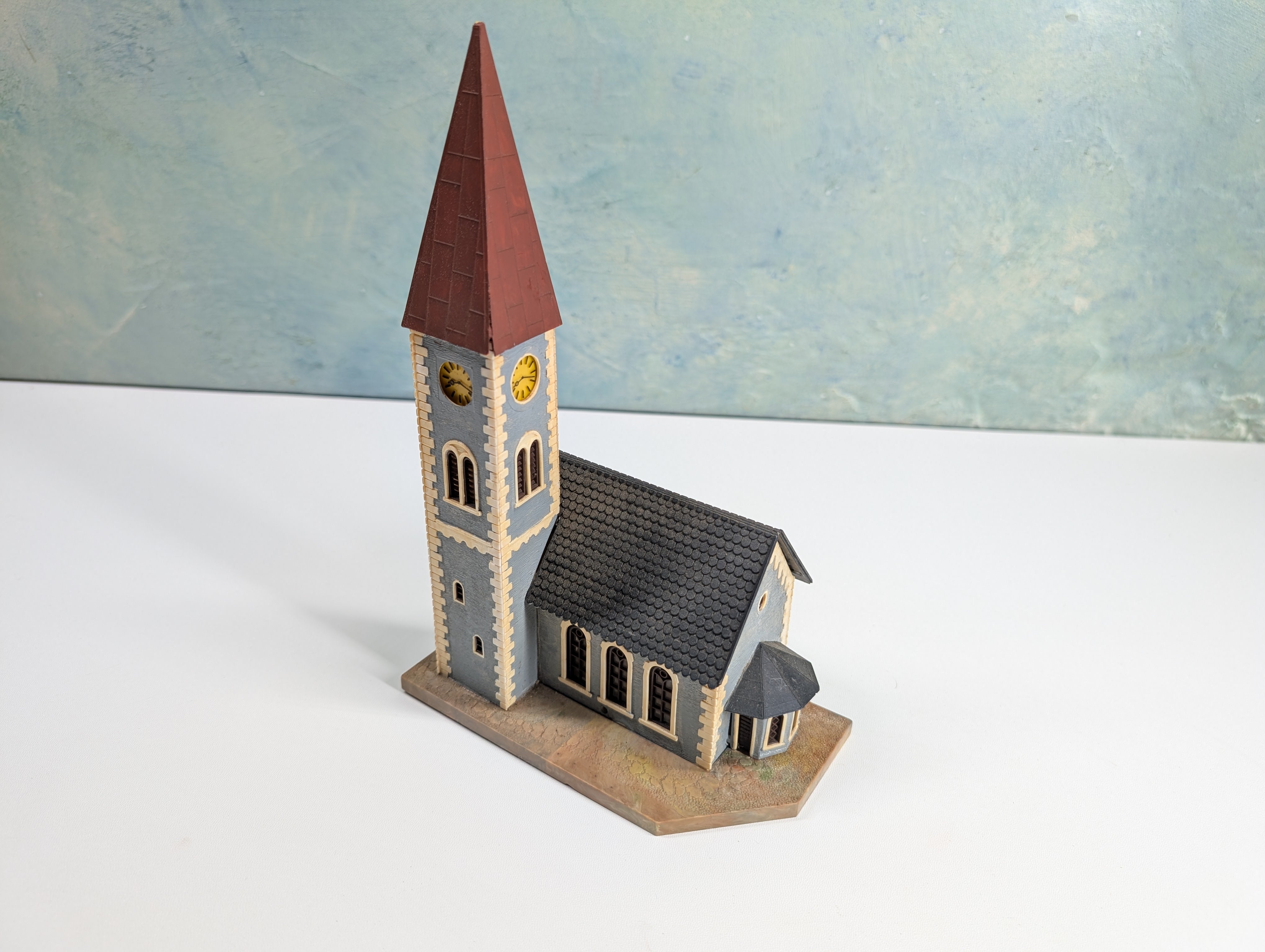 USED Faller B-238 HO Scale Village Church with Clock