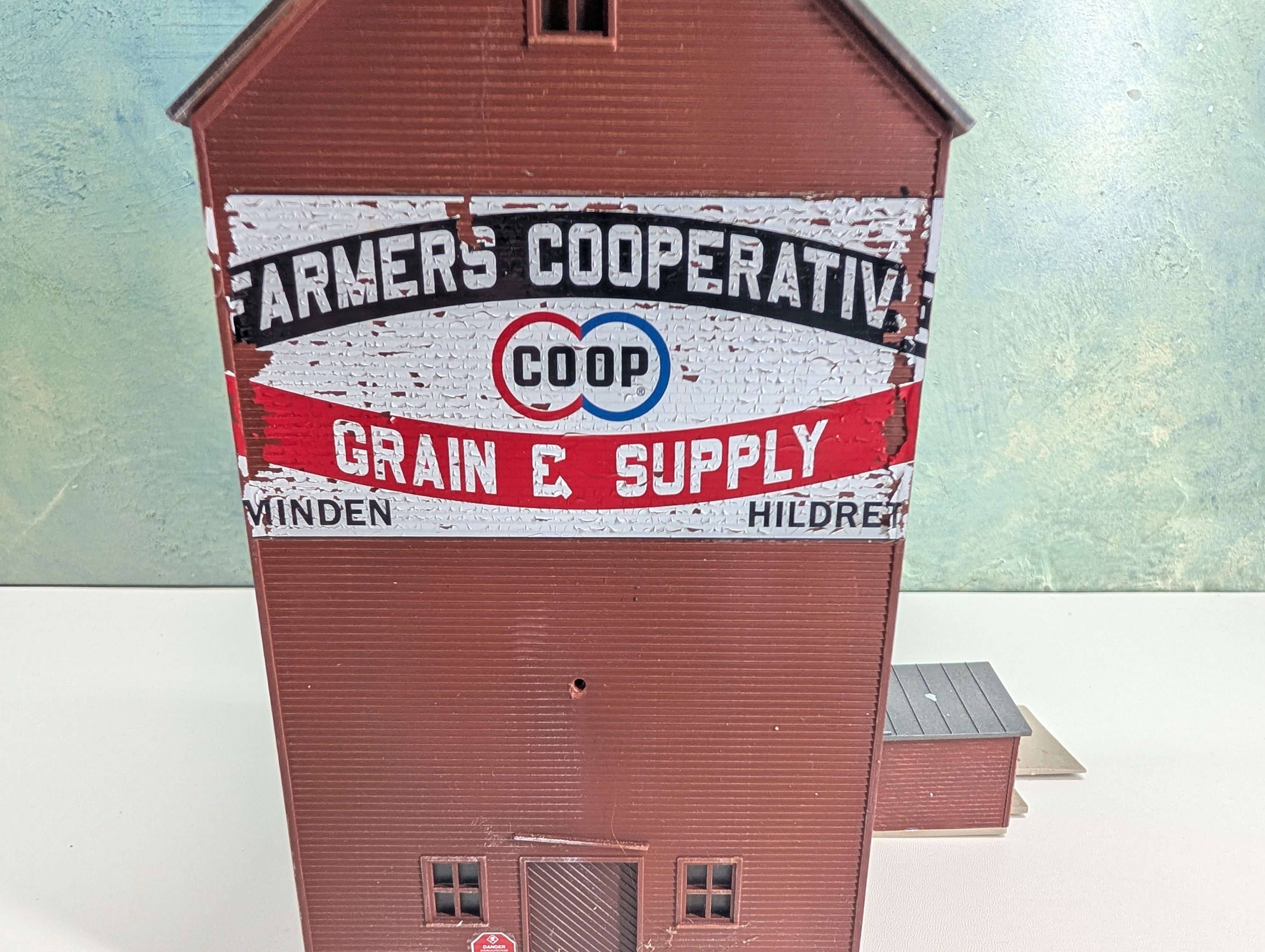 USED HO Scale Farmers CO-OP Feed Mill