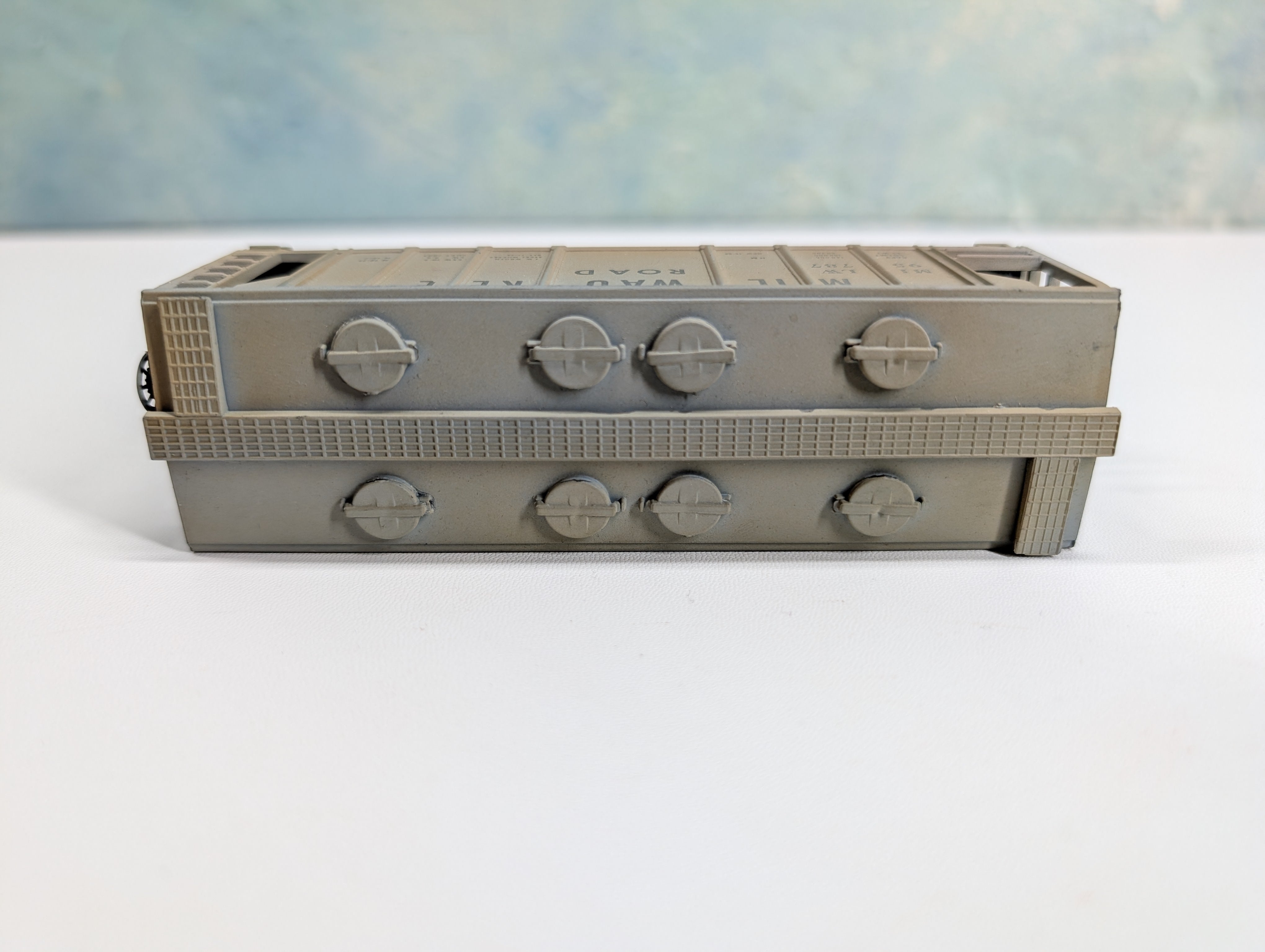 USED Roundhouse HO Scale Covered Hopper Milwaukee Road MILW #95787 Weathered