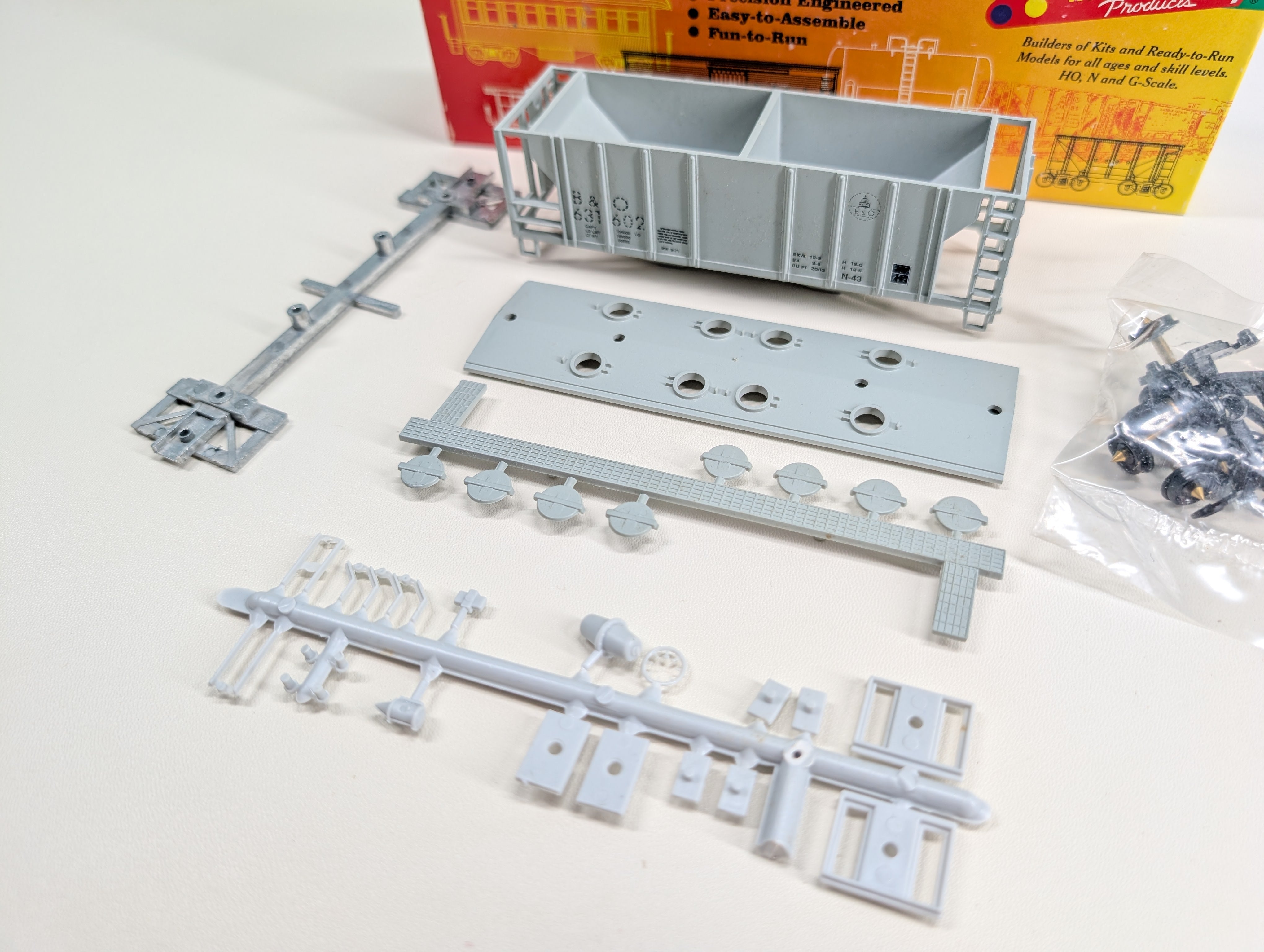 USED Roundhouse HO Scale Covered Hopper Baltimore and Ohio B&O #631602 Stencilized KIT