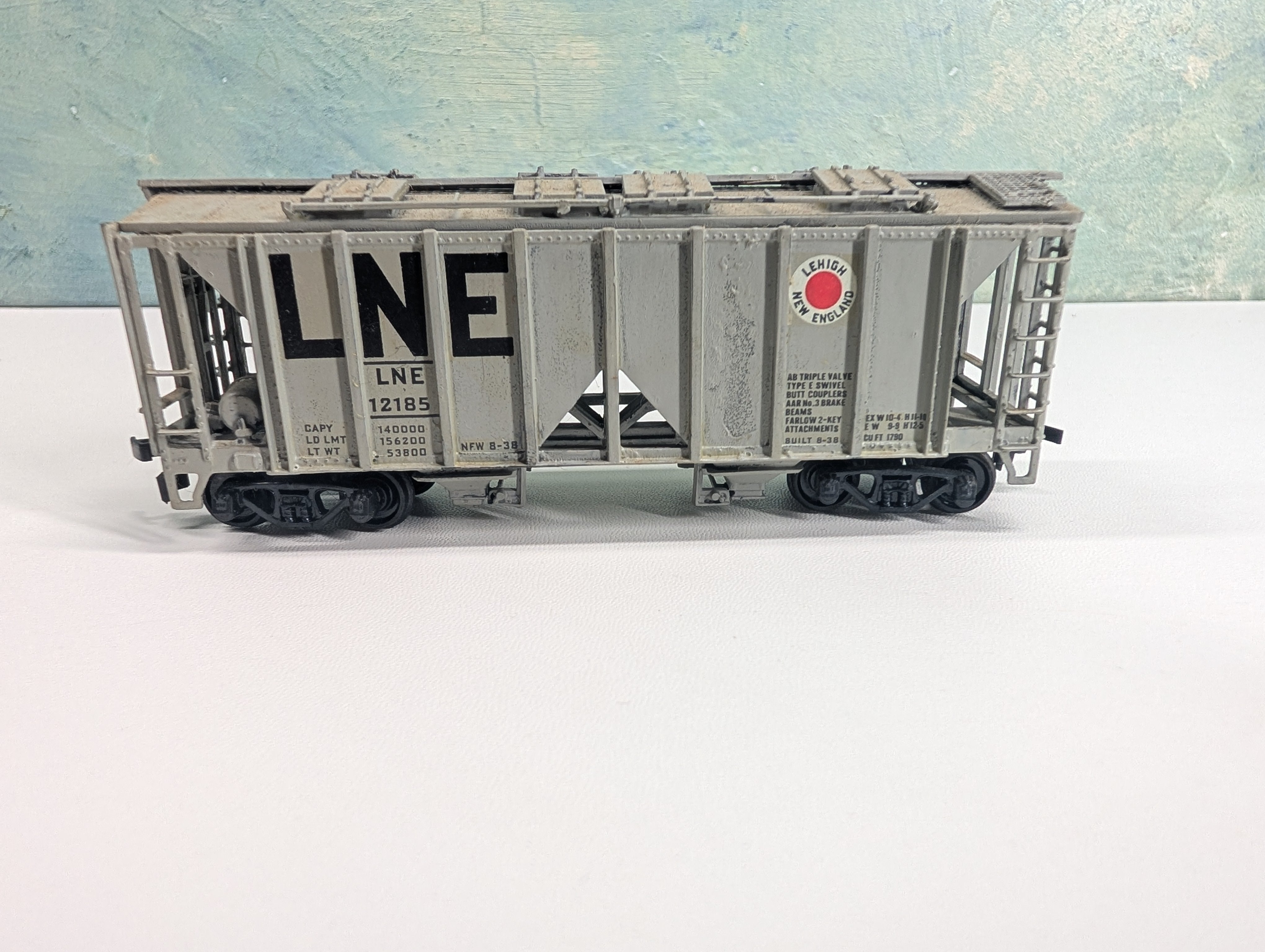 USED HO Scale Covered Hopper Lehigh & New England LNE #12185 Decal