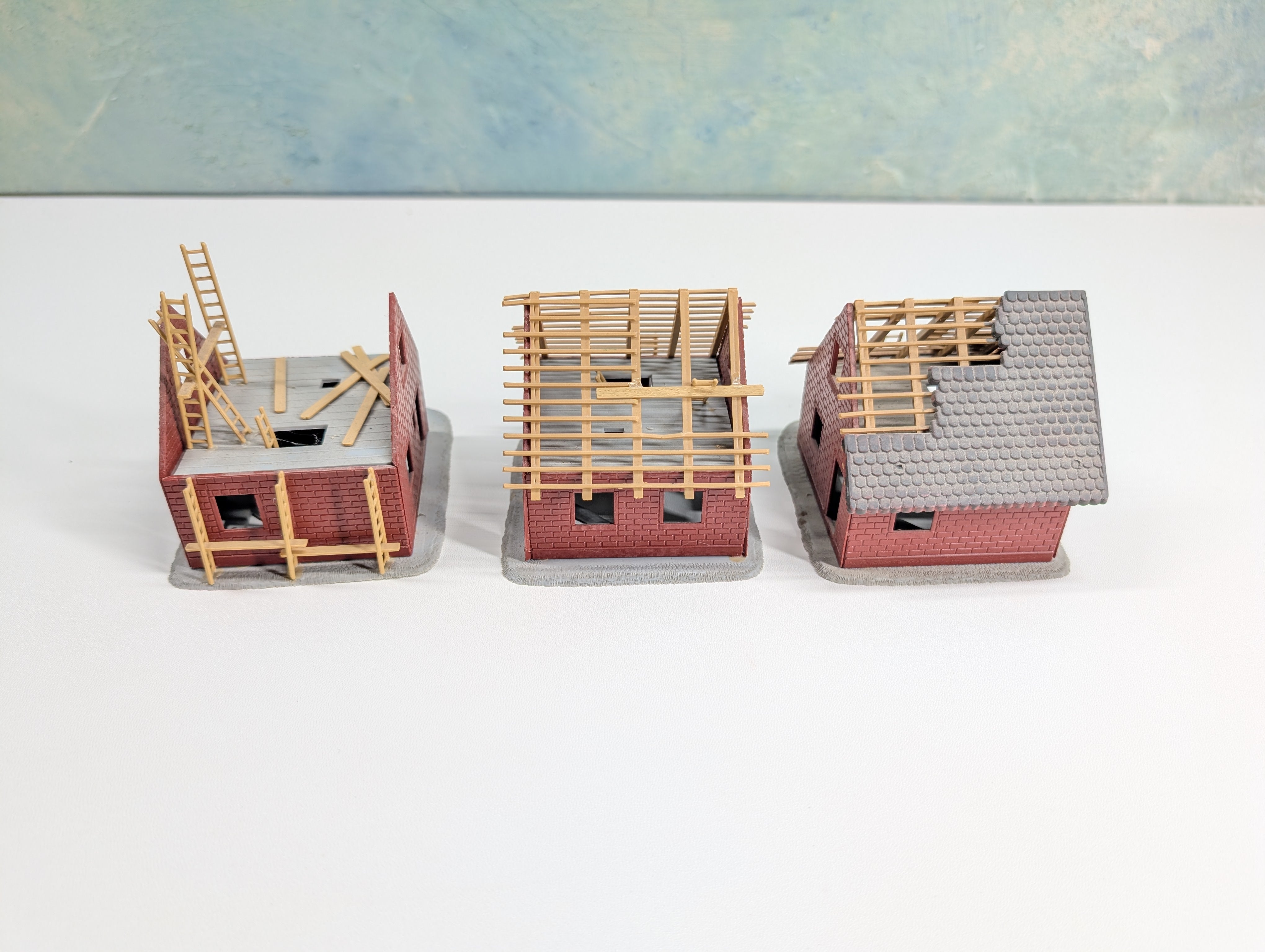 USED HO Scale Lot of Homes Under Construction, Brick (3 pcs)