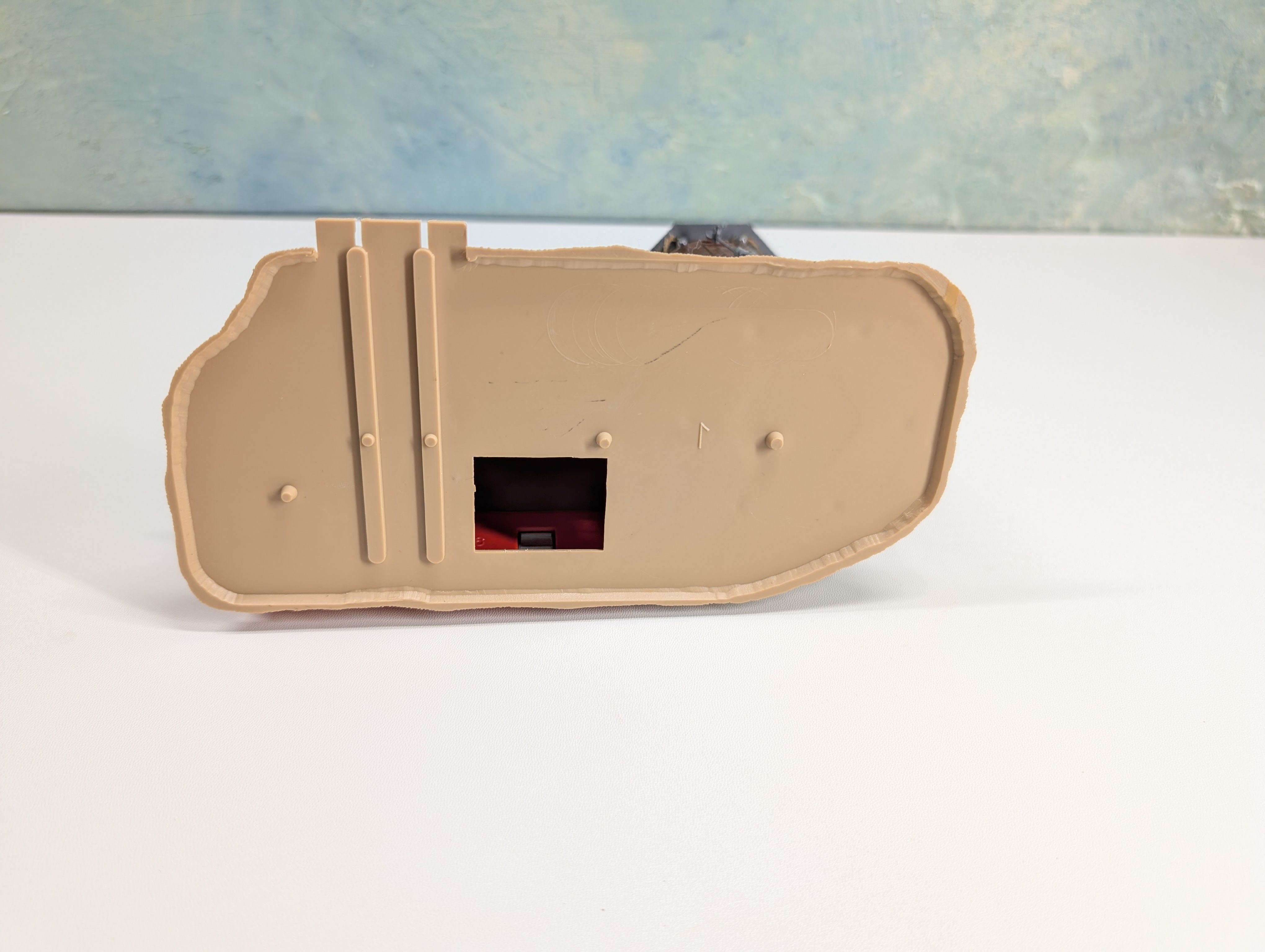 USED HO Scale Water Tower & Speeder Shed